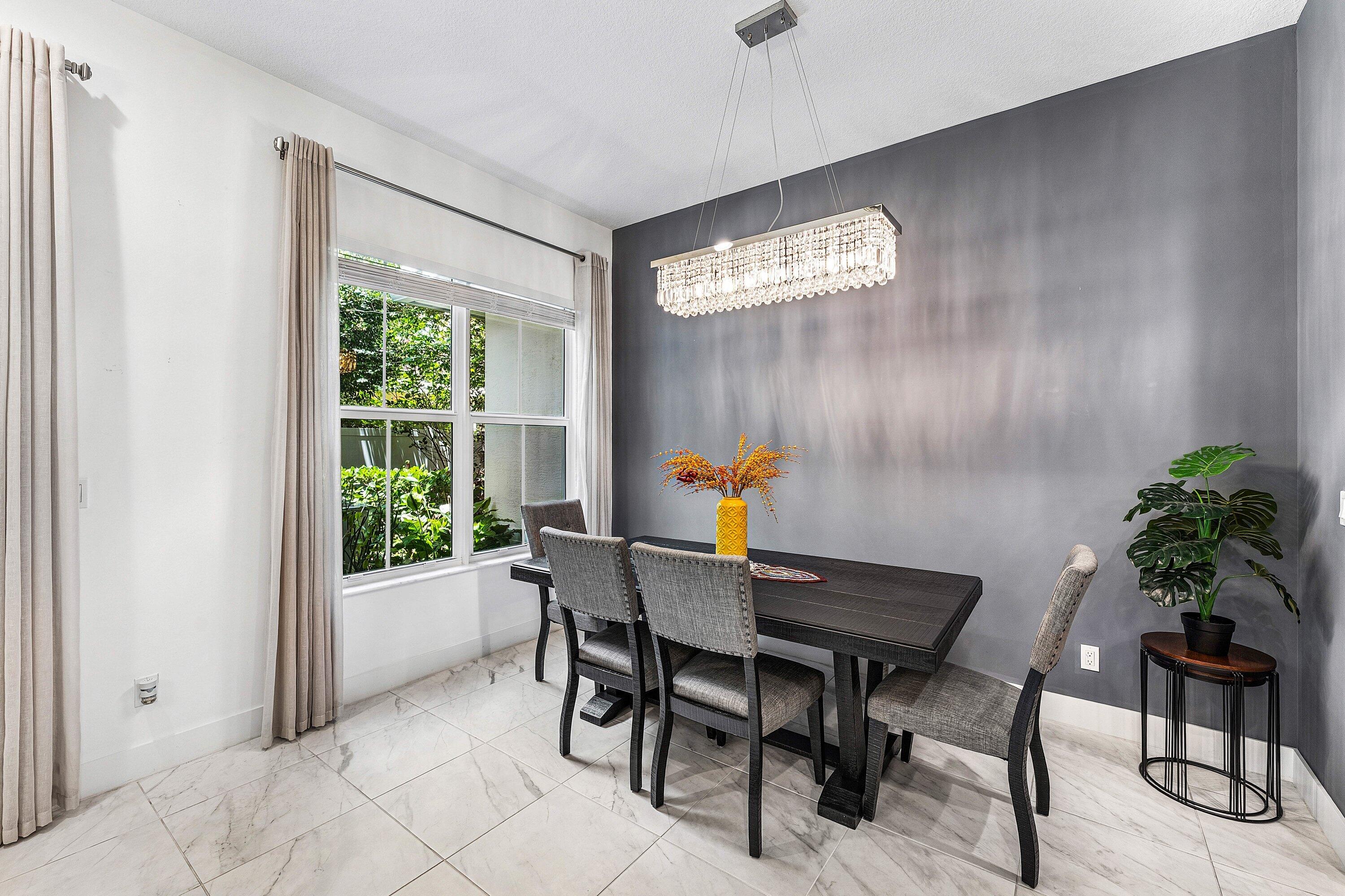 POINTE MIDTOWN - Residential