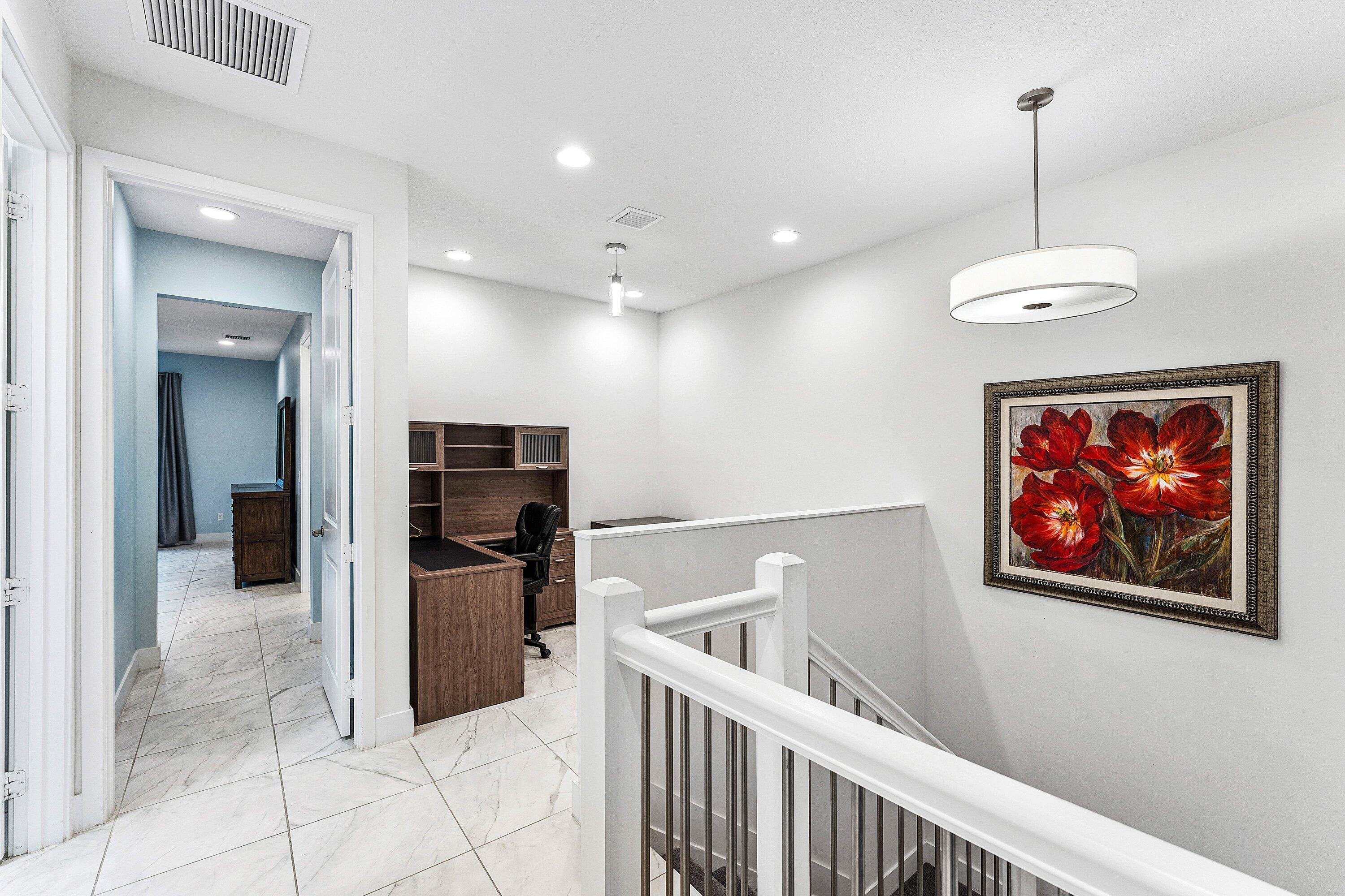 POINTE MIDTOWN - Residential