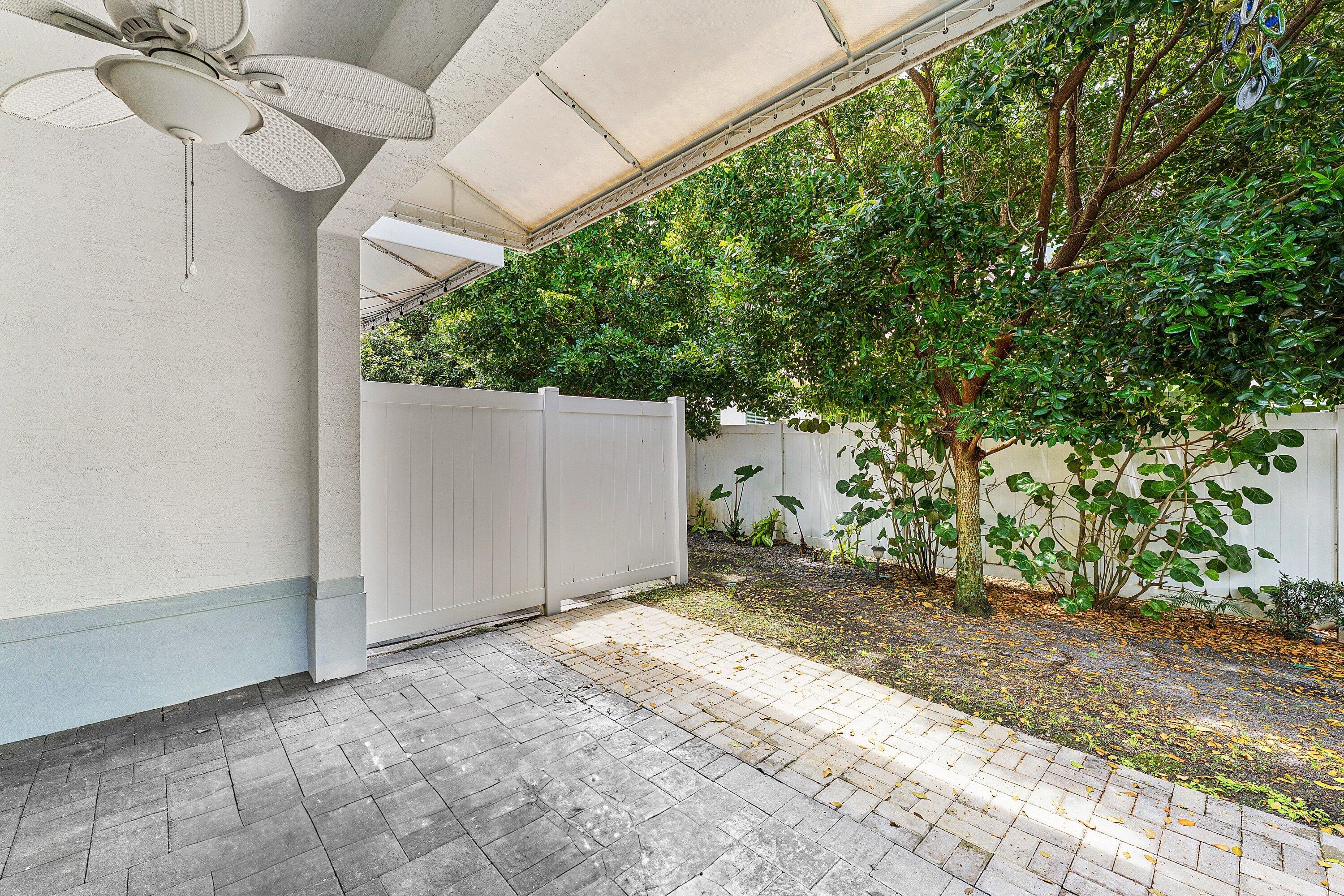 POINTE MIDTOWN - Residential