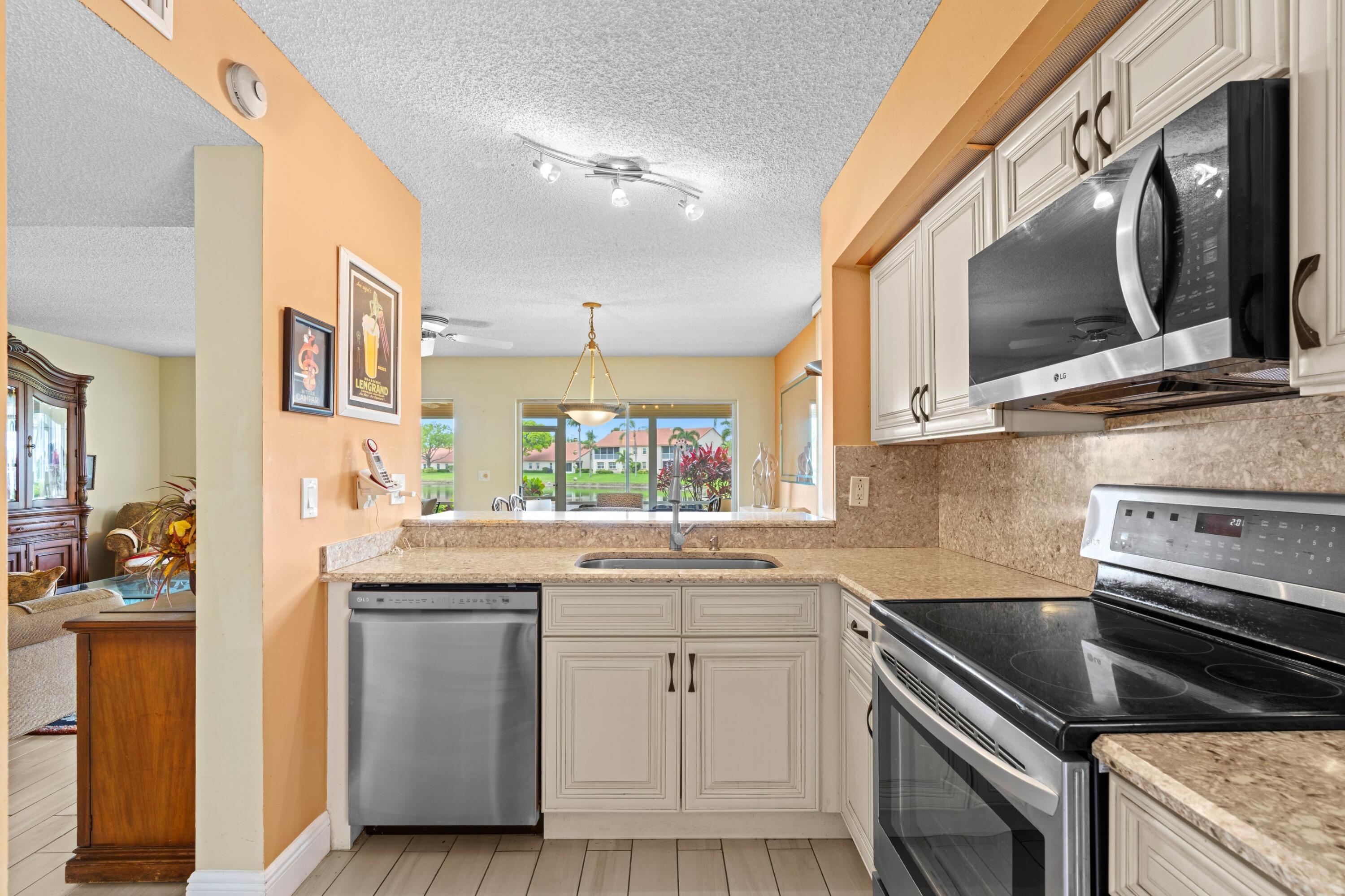 EMERALD POINTE CONDO - Residential