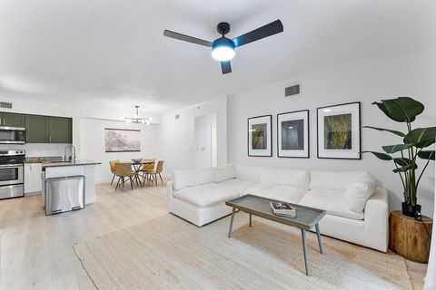 6378 Emerald Dunes Drive 204 West Palm Beach FL 33411