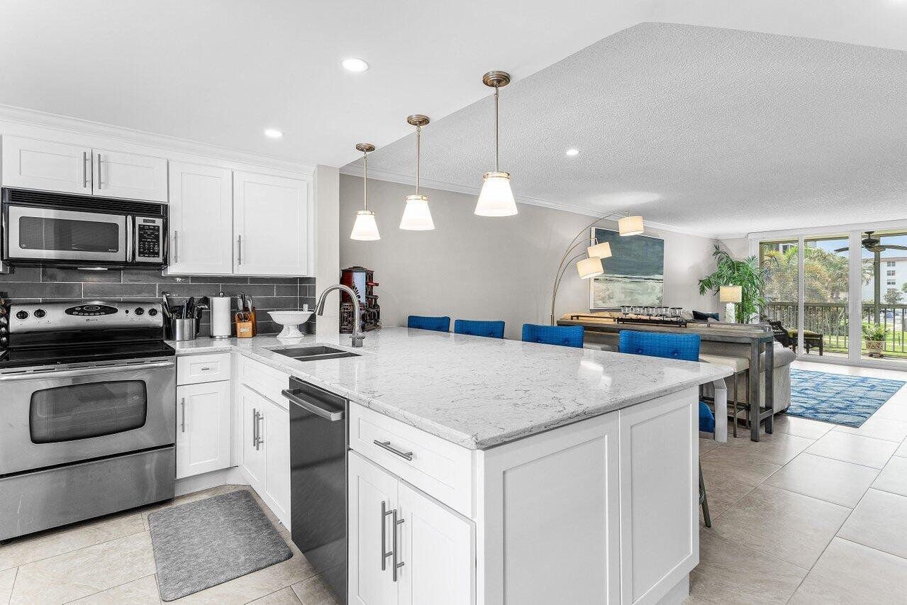 900 Dogwood Drive 235