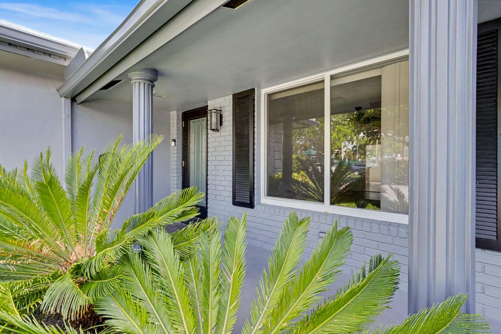 Photo of 4800 NE 25th Avenue #North Unit, Fort Lauderdale, FL 33308 (MLS # B26009383)