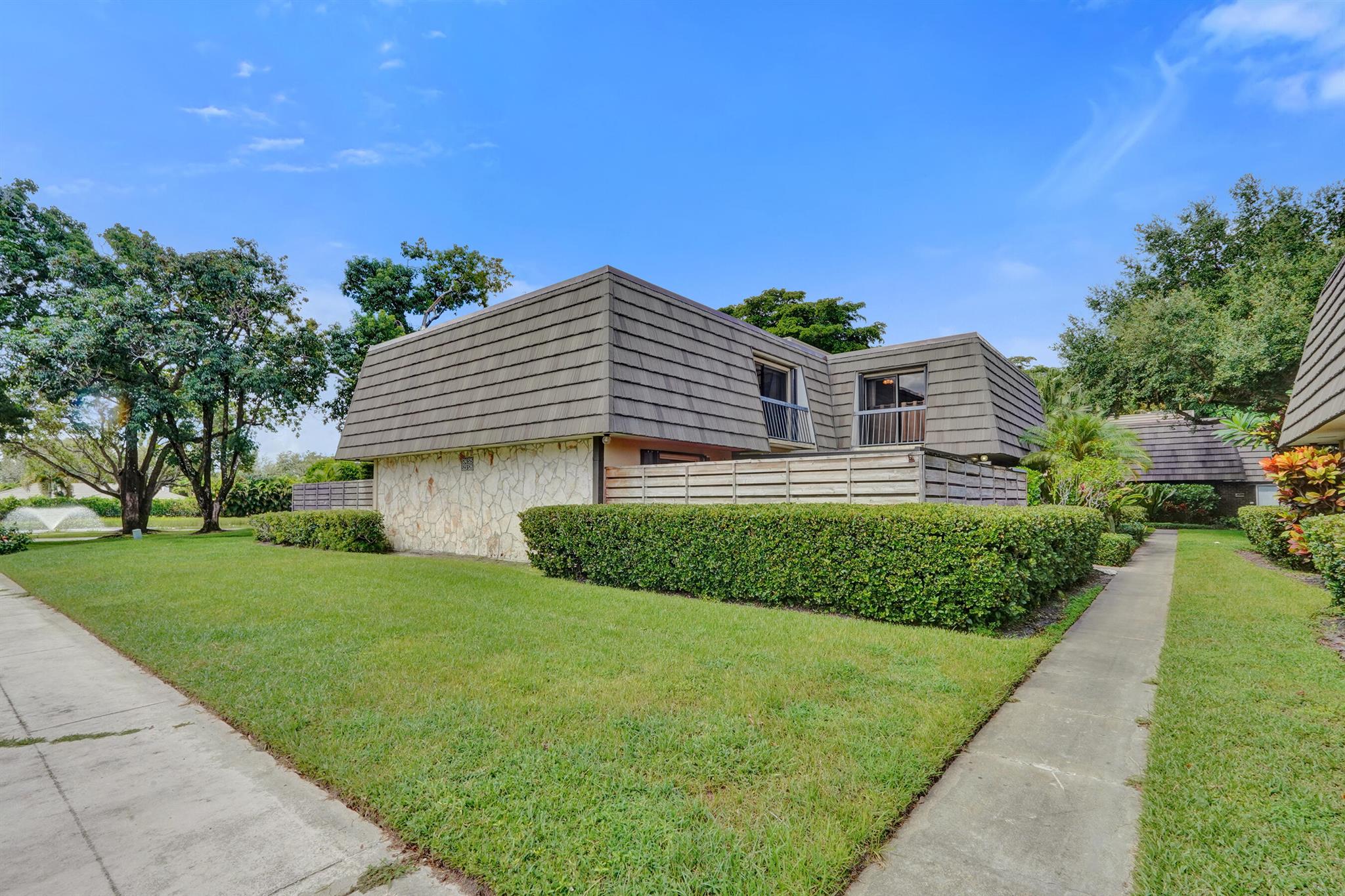 526 5th Terrace