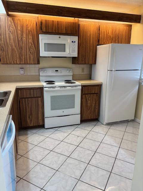 WHITEHALL - Residential Lease