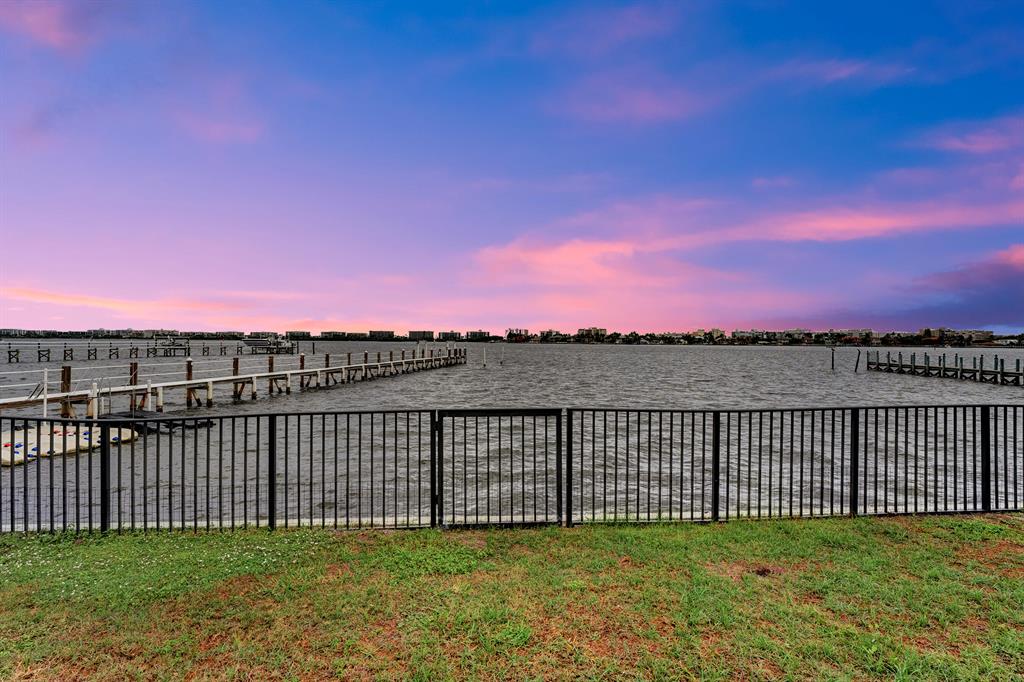 SOUTH PALM PARK IN - Residential