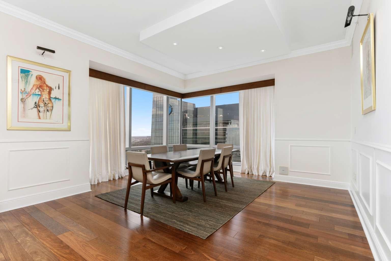 Four Seasons Res. - Residential