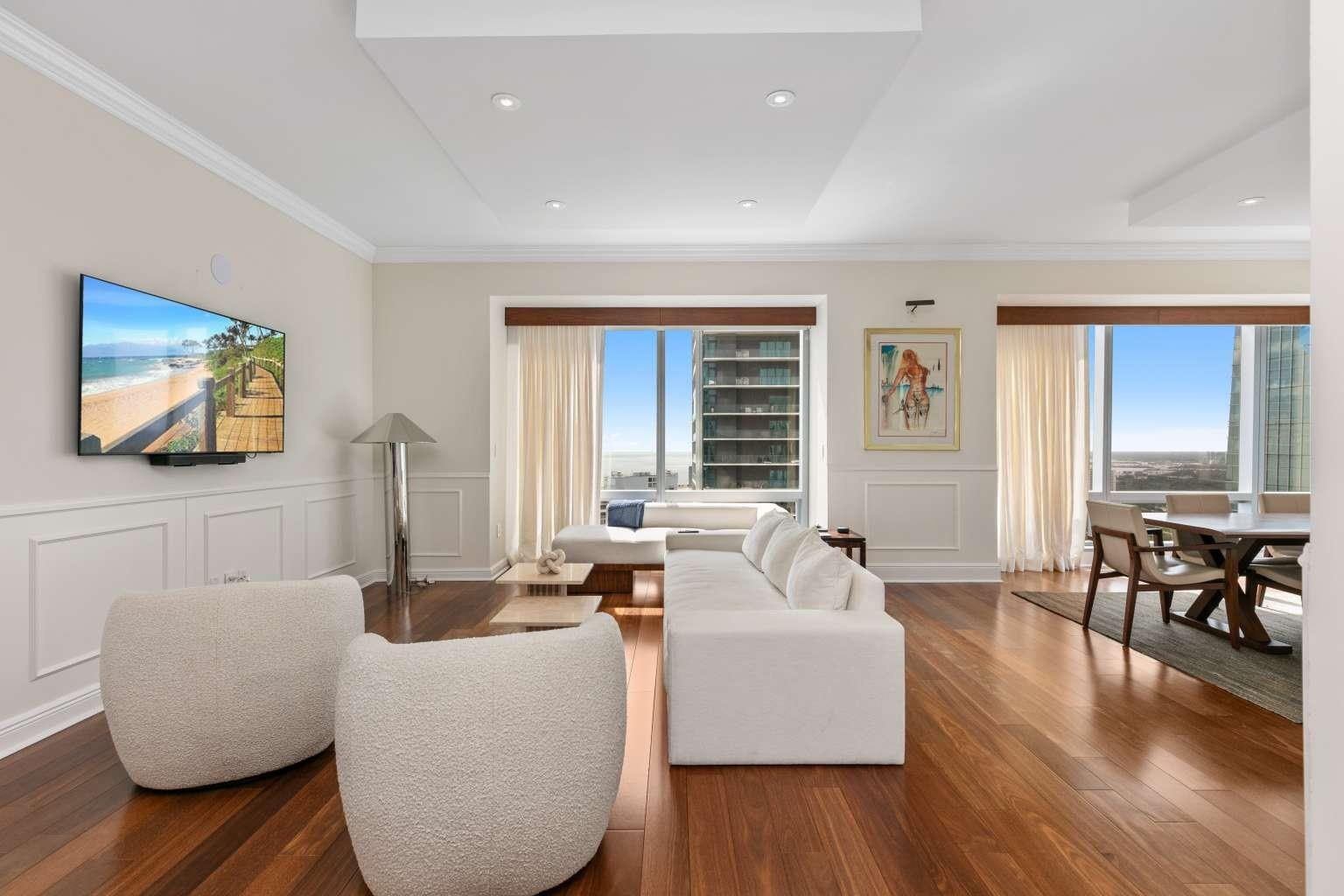 Four Seasons Res. - Residential