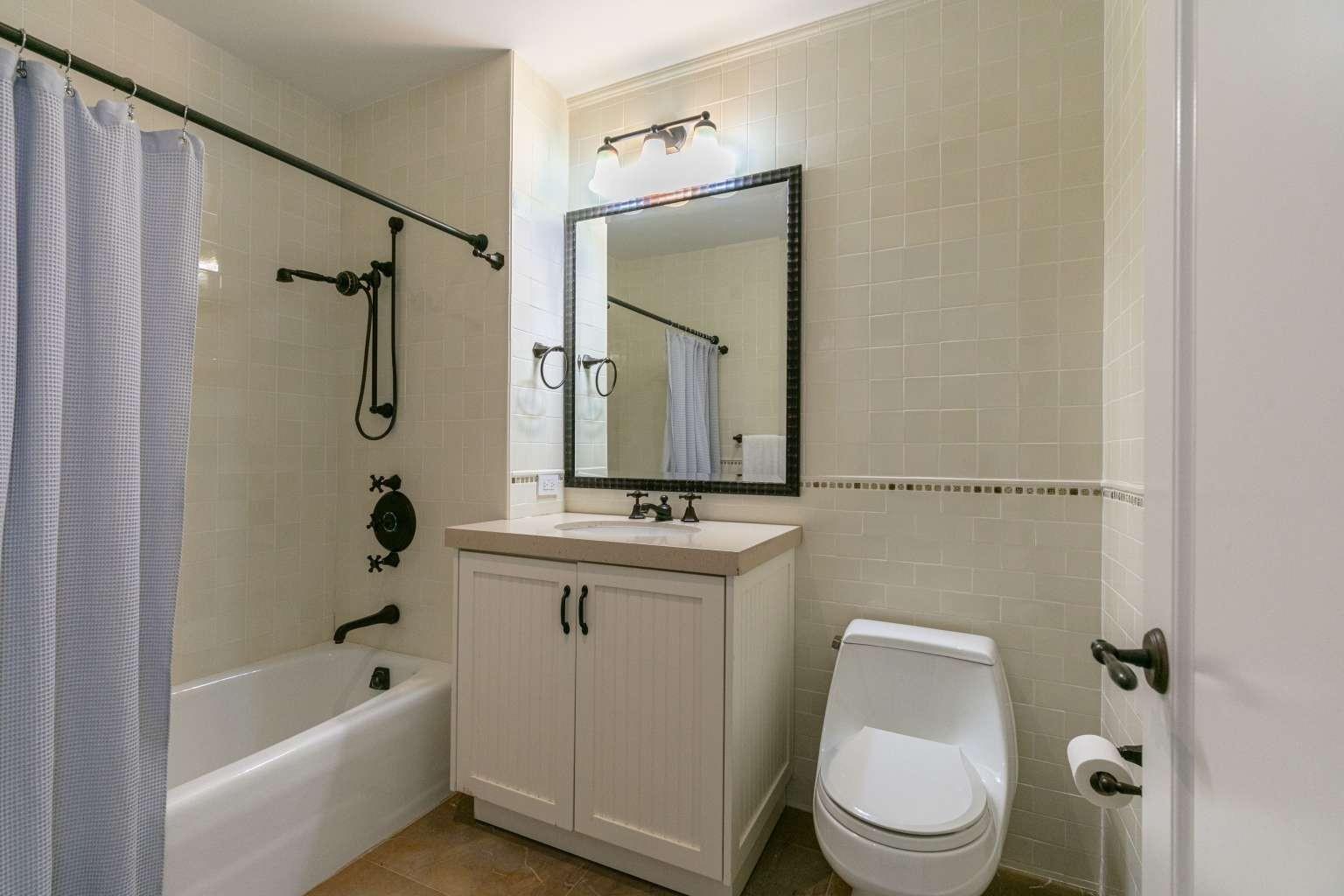 Four Seasons Res. - Residential