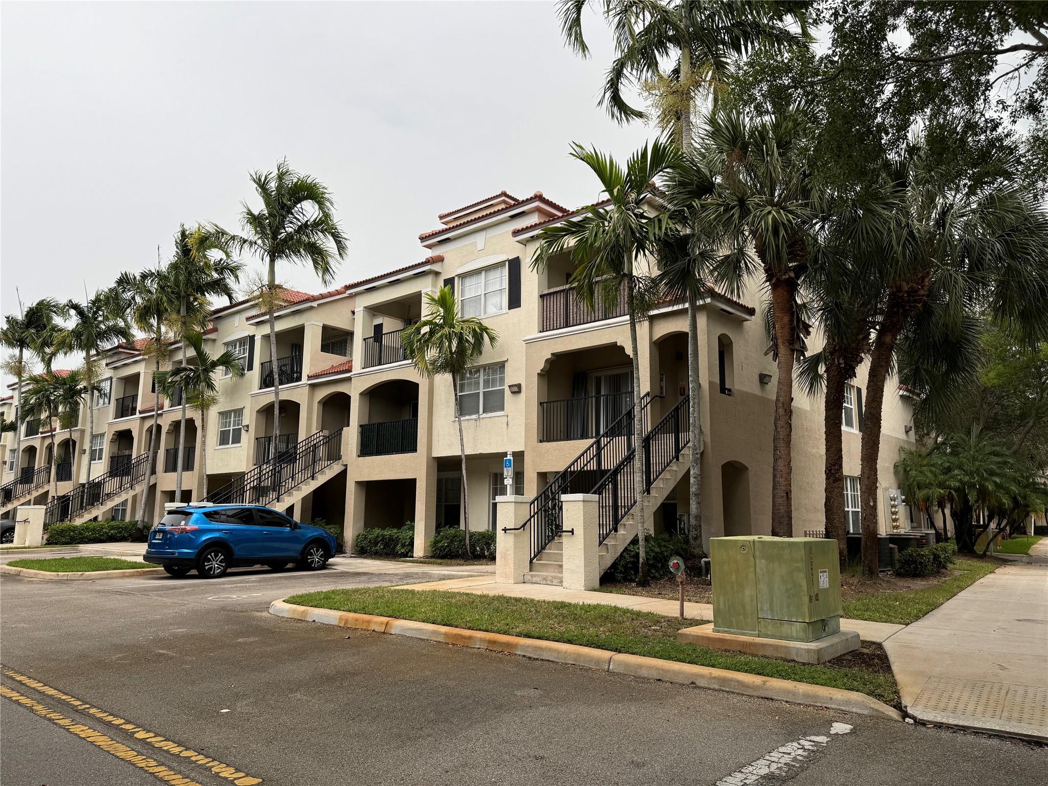 POINCIANA PLACE - Residential Lease