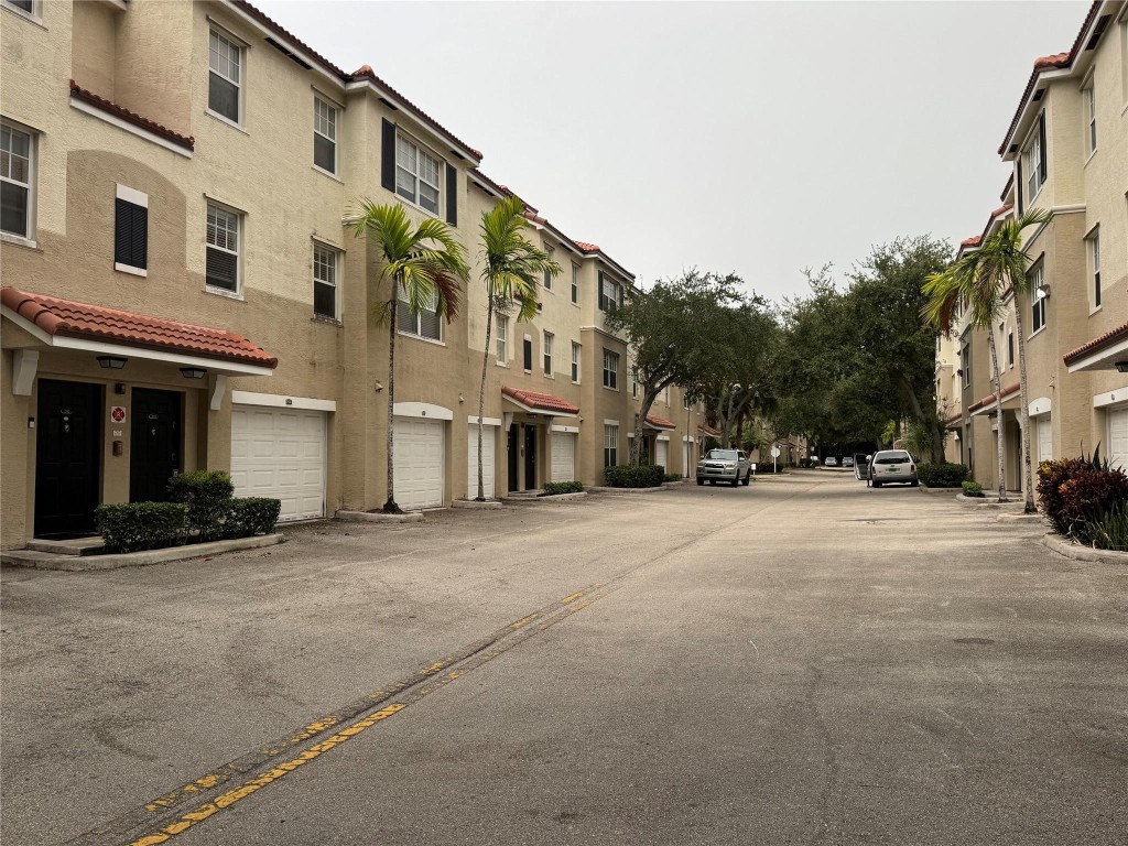 POINCIANA PLACE - Residential Lease