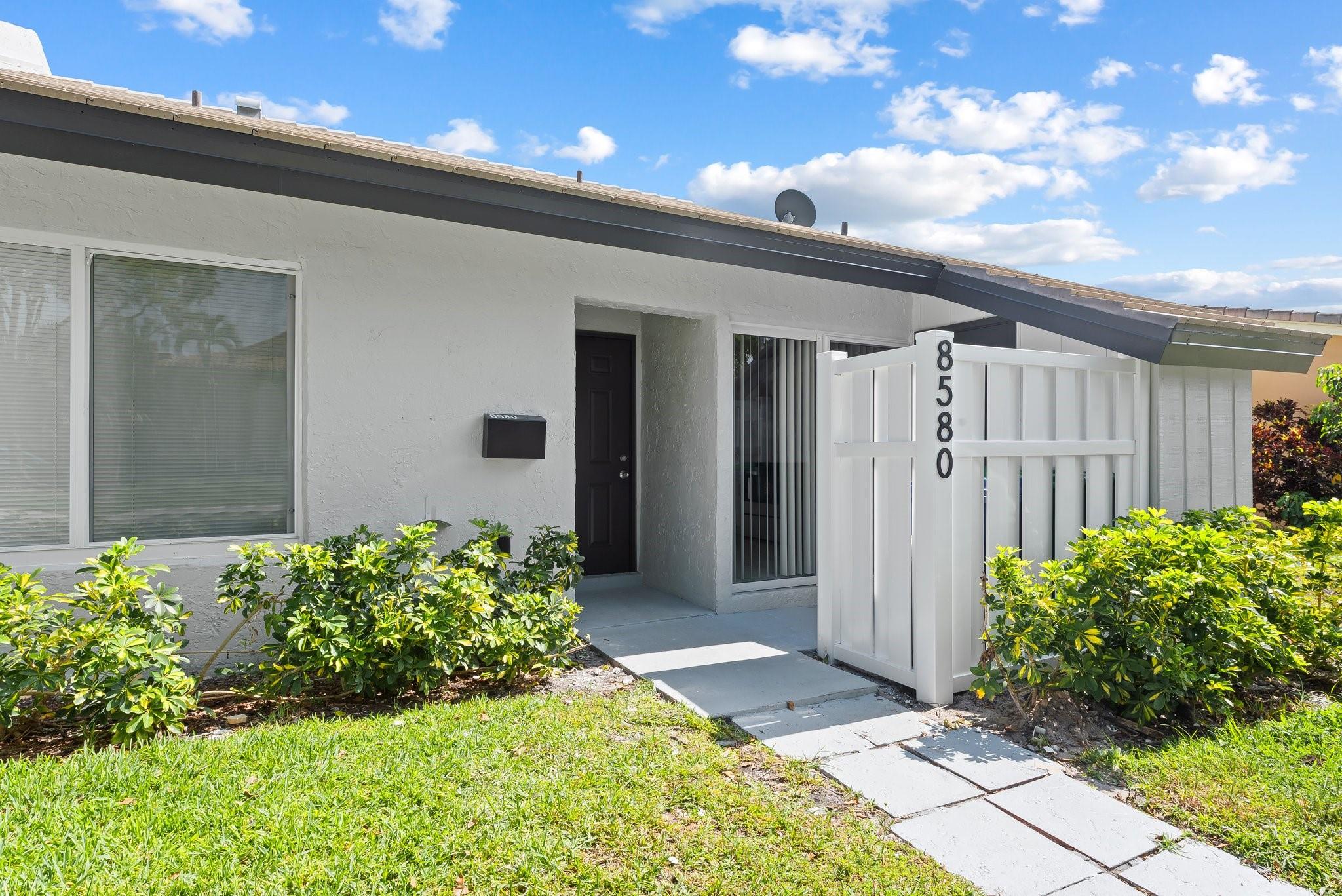 Beautifully Updated 3-Bed, 2-Bath Unit In Coral Springs With Modern Finishes Throughout—Stainless Steel Appliances, Stylish Vanities, And A Full-Size In-Unit Washer/Dryer. Bright And Spacious Layout With A Sleek Kitchen, Comfortable Living Areas And Much More. TWO Storage Closets Attached To Unit. Enjoy A Quiet Neighborhood Setting With Convenient Access To Great Schools, Parks, Shopping, And Major Roads. Two Assigned Parking Spots Included—Lawn Care And Water Also Covered In The Rent.