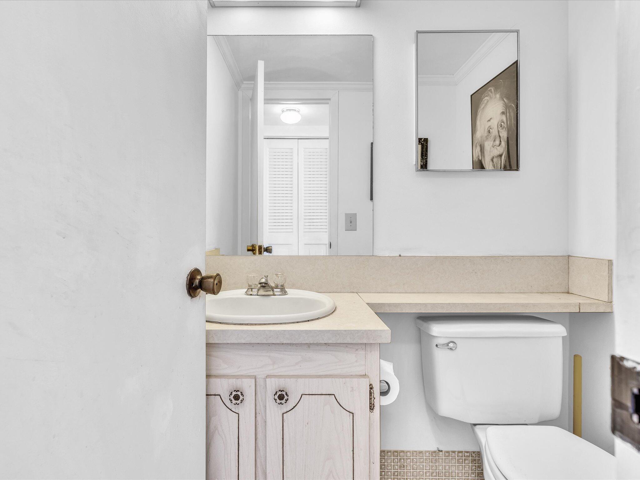 FANSHAW AT CENTURY VILLAGE CONDO - Residential