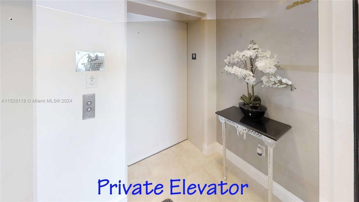 Trump Tower - Residential