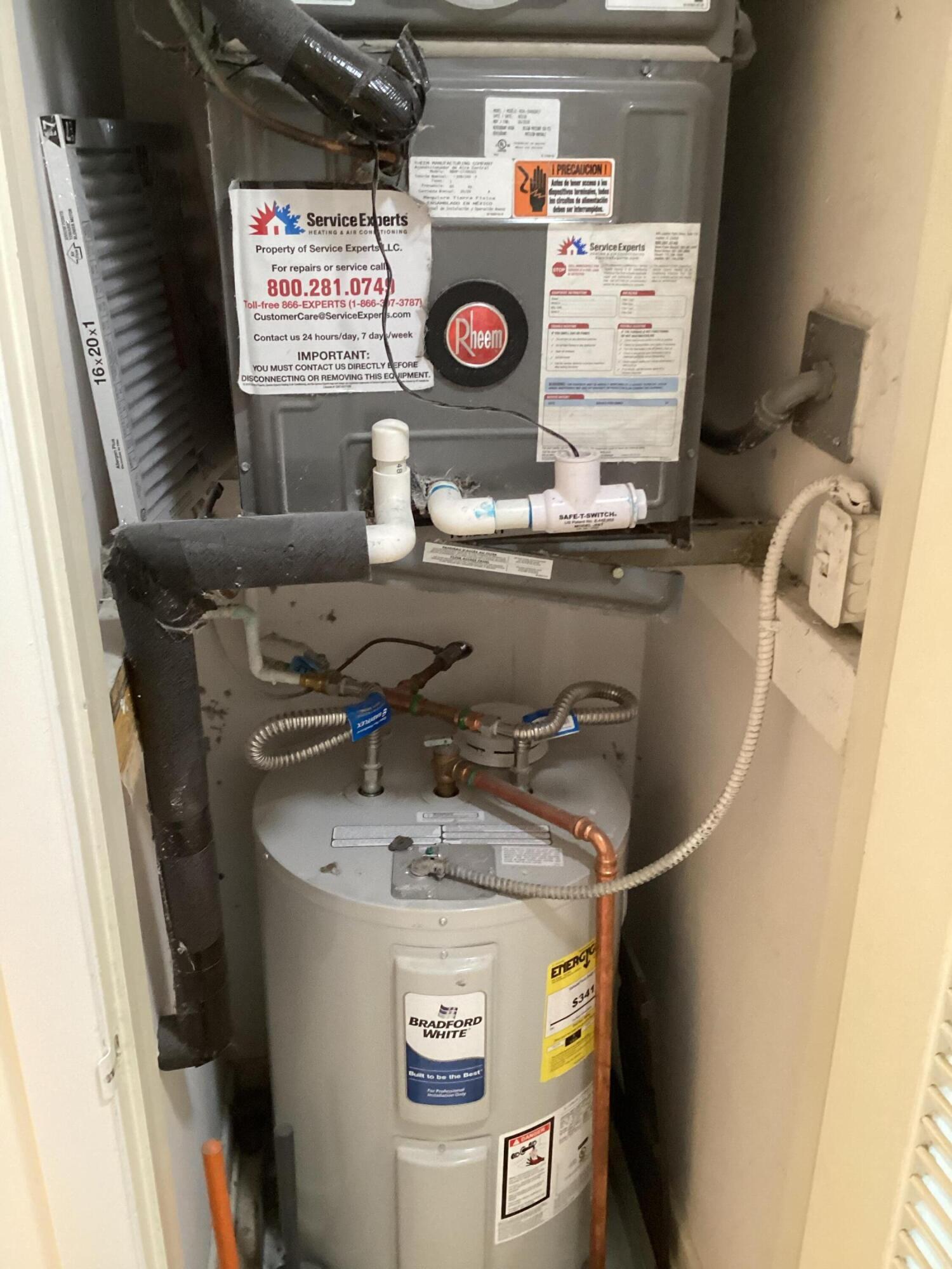 RIVER HOUSE GARDENS CONDO - Residential Lease