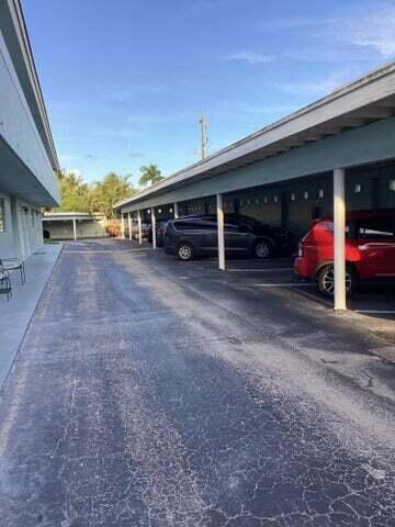 RIVER HOUSE GARDENS CONDO - Residential Lease