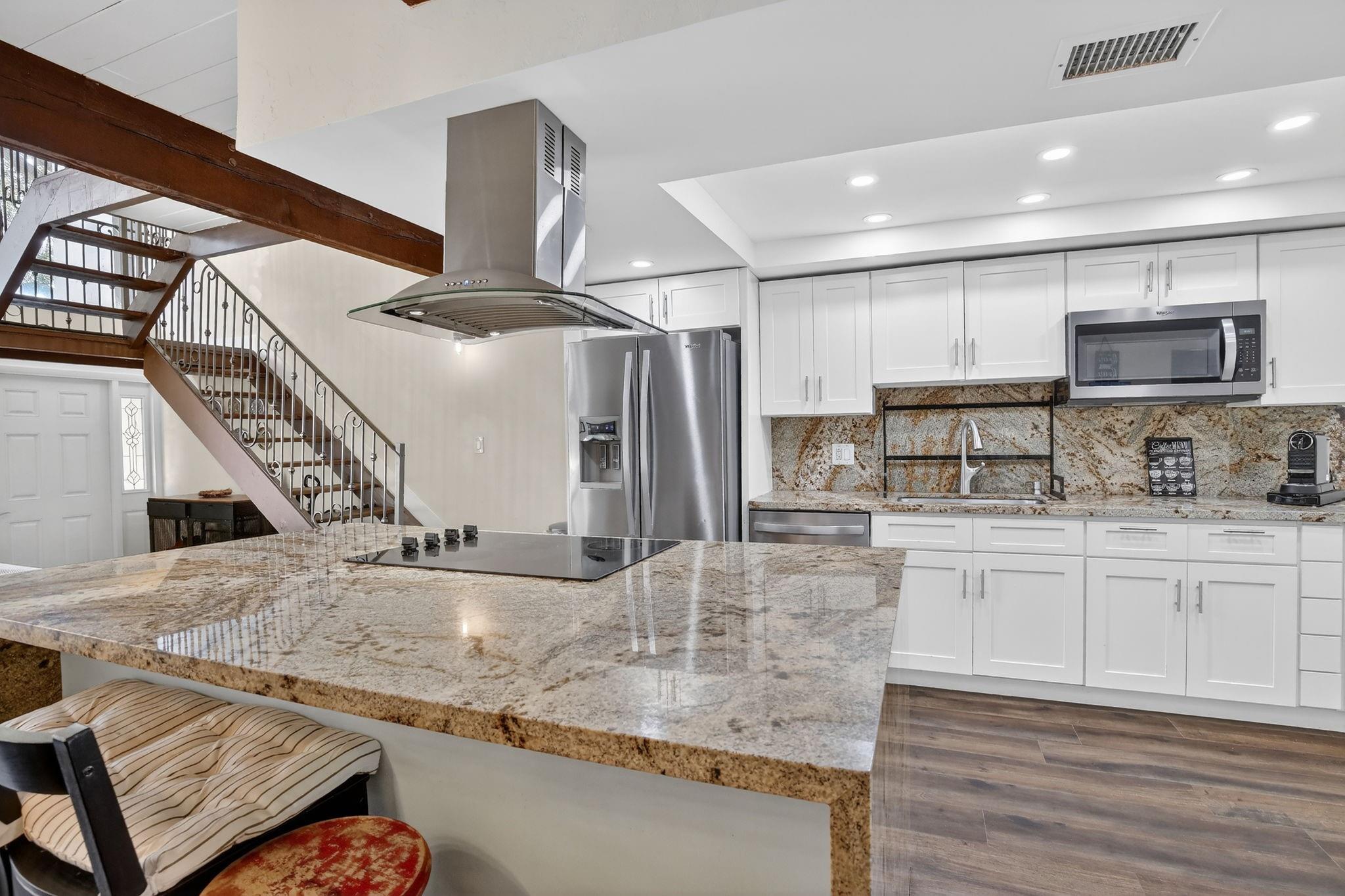 Majestic View Townhouses - Residential