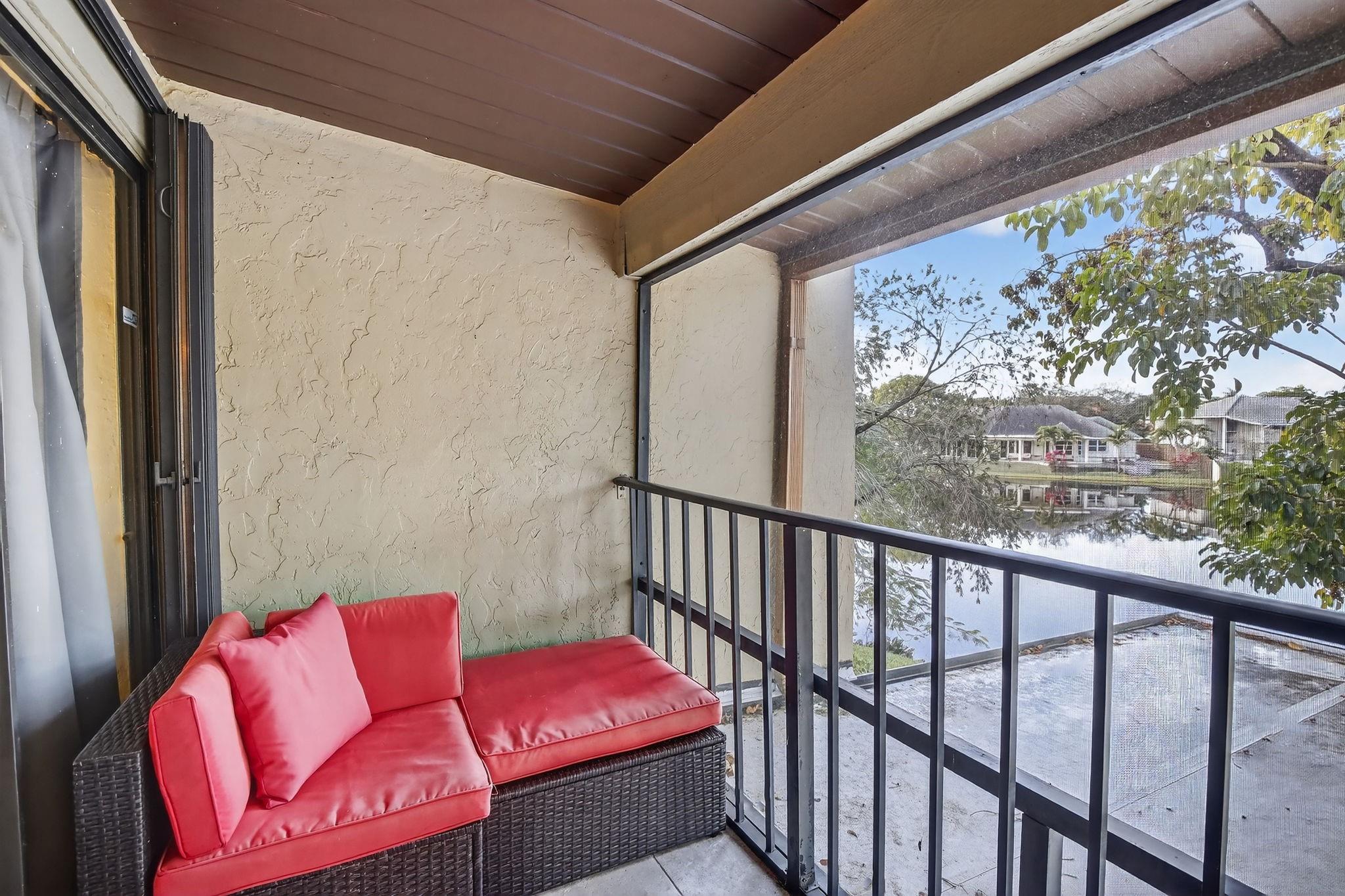 Majestic View Townhouses - Residential