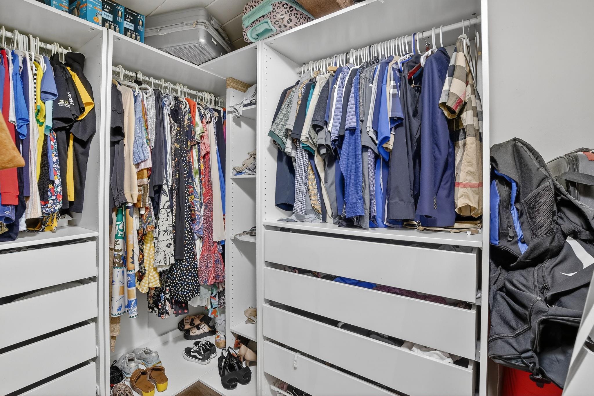 Majestic View Townhouses - Residential