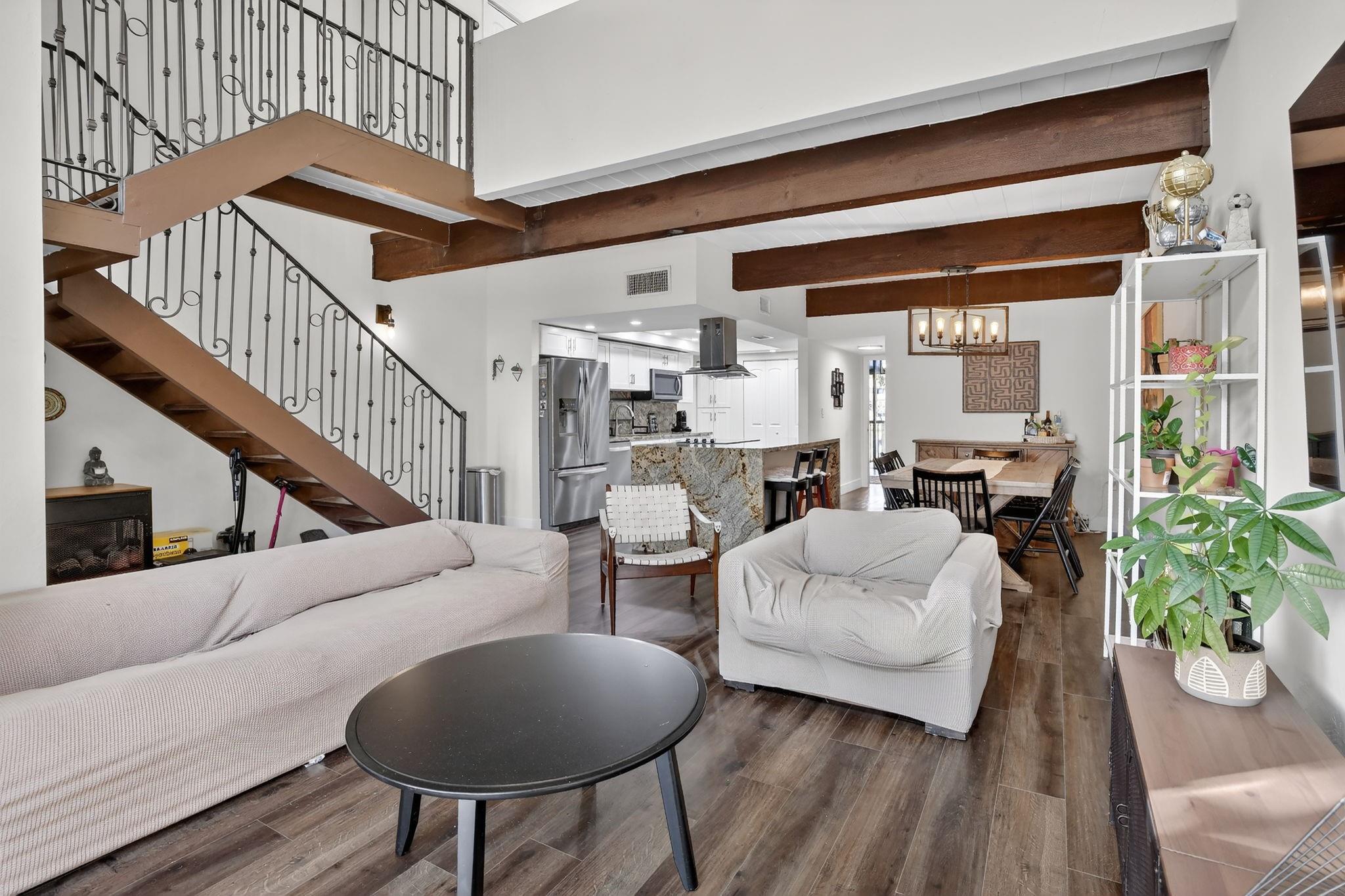 Majestic View Townhouses - Residential