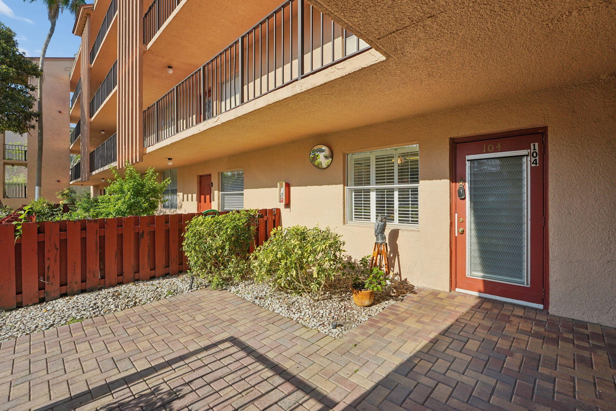 370 NW 76th Avenue 104, Margate FL 33063