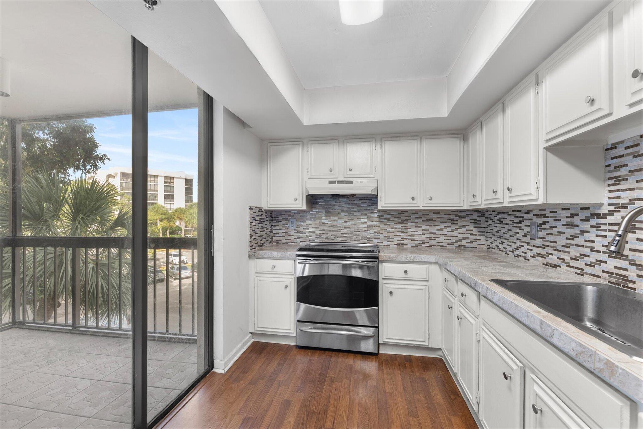 BRIDGEWOOD MID-RISE CONDO - Residential