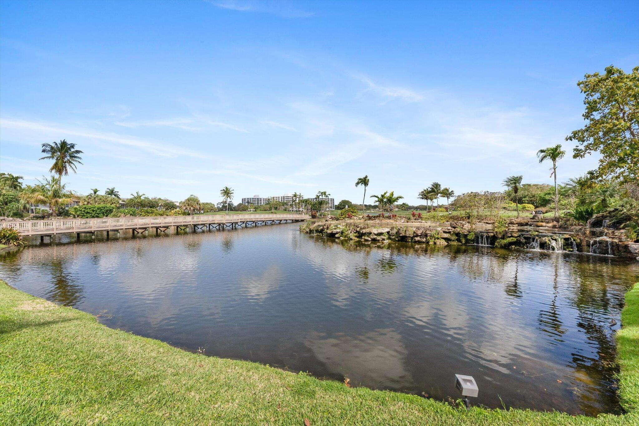 BRIDGEWOOD MID-RISE CONDO - Residential