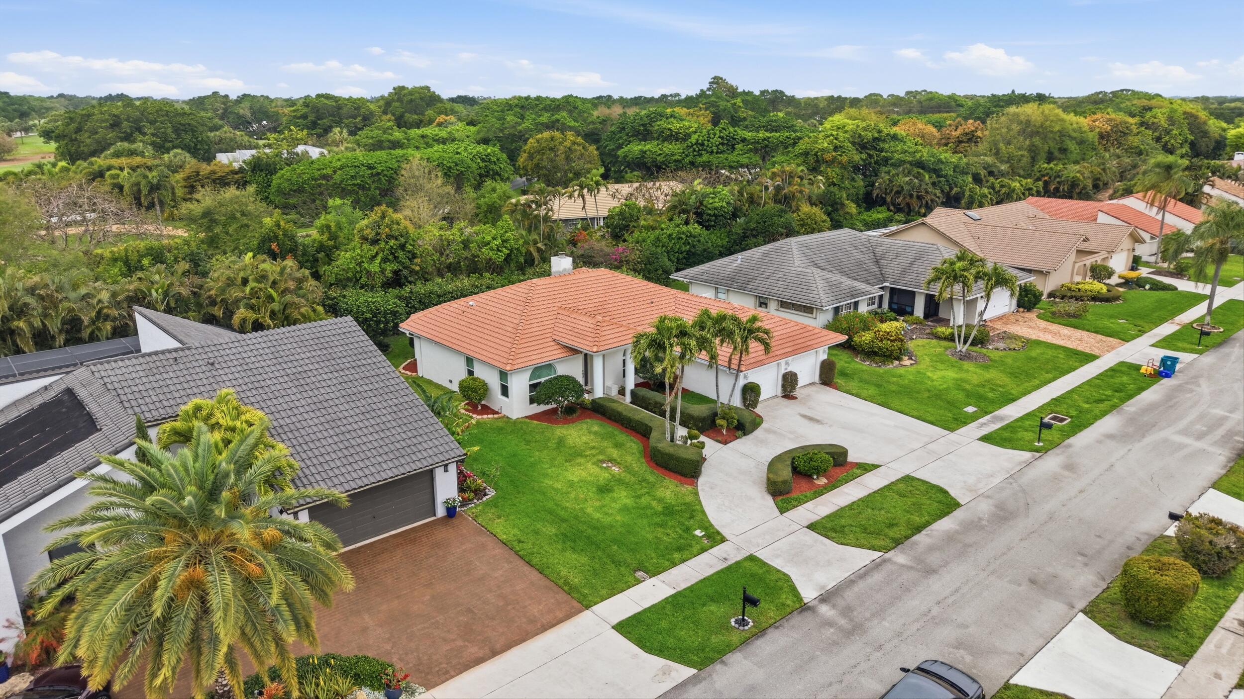 CRANBROOK LAKE ESTATES - Residential