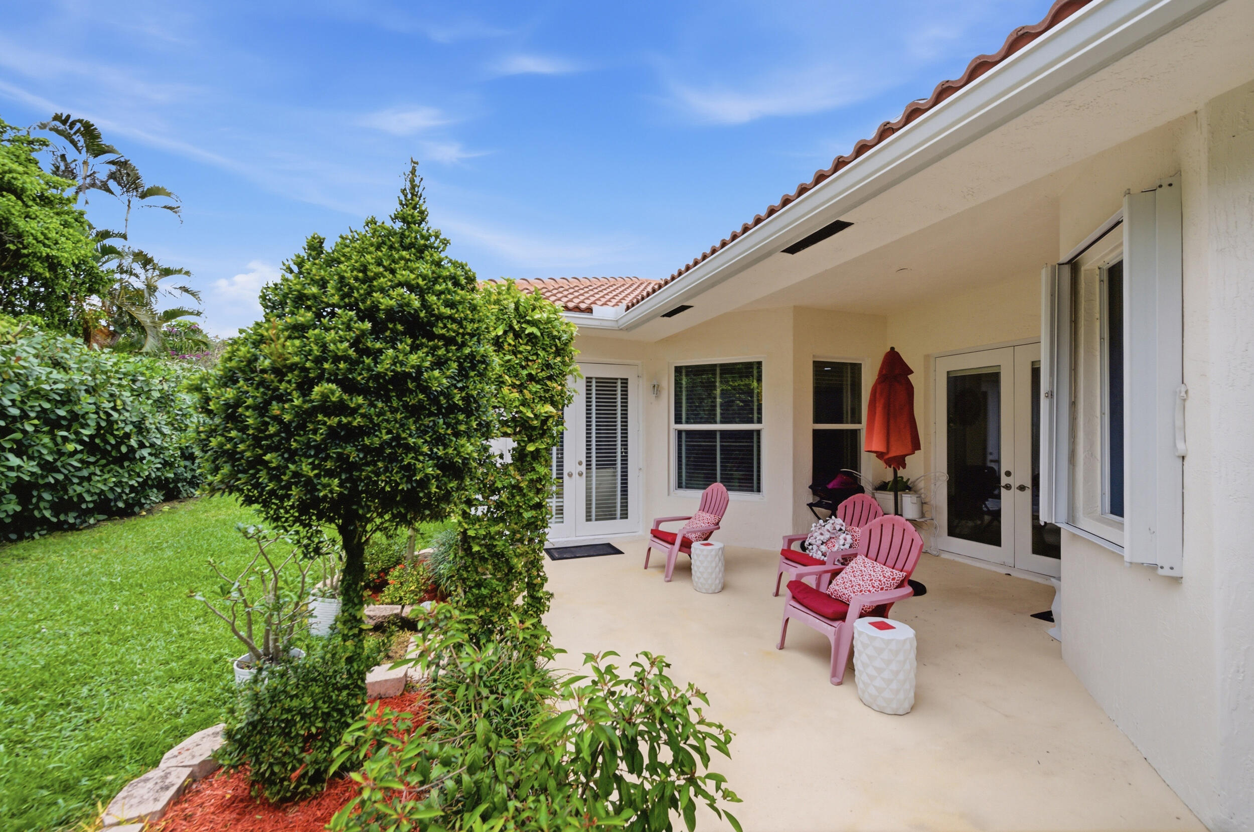 CRANBROOK LAKE ESTATES - Residential