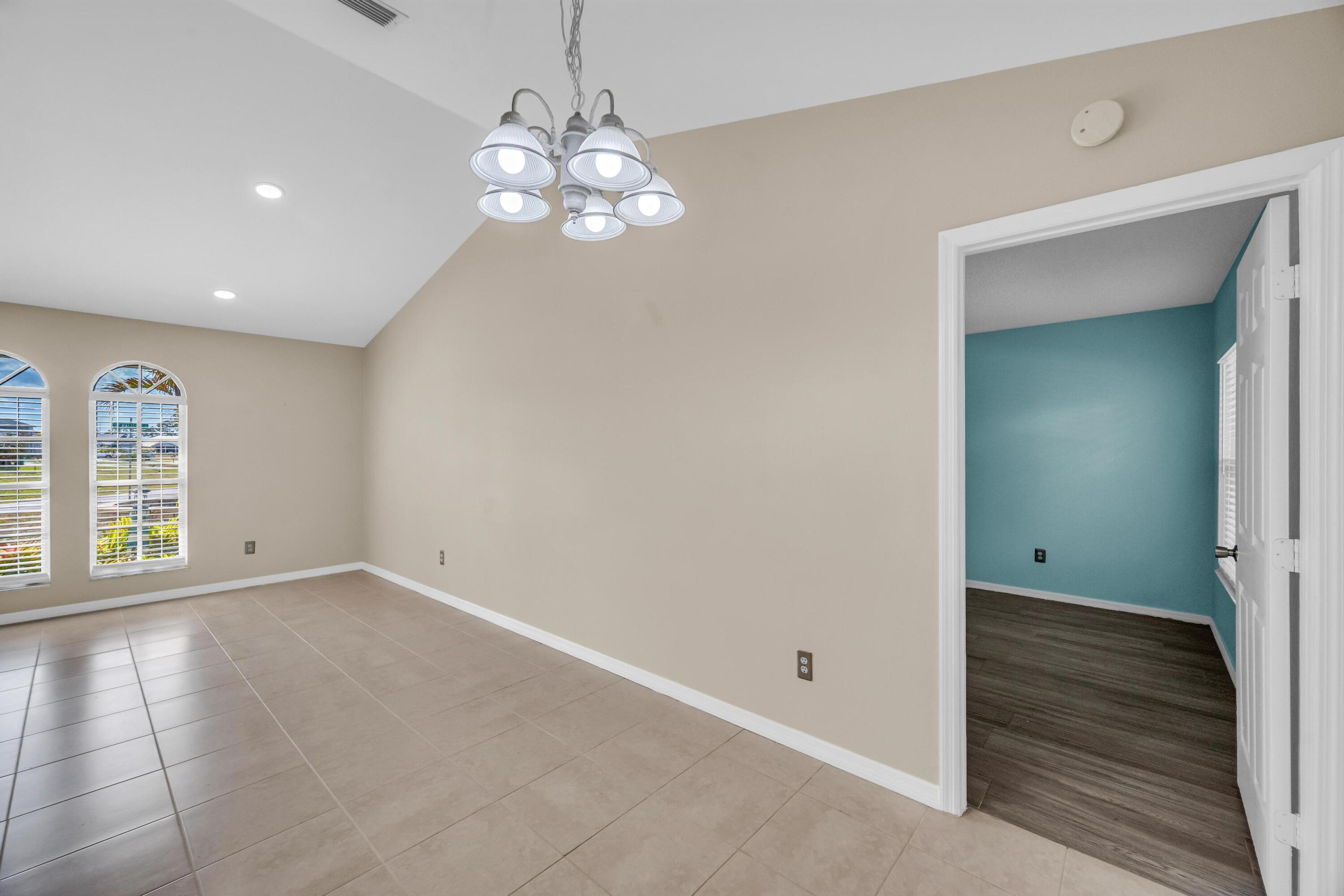 PORT ST LUCIE SECTION 35 - Residential