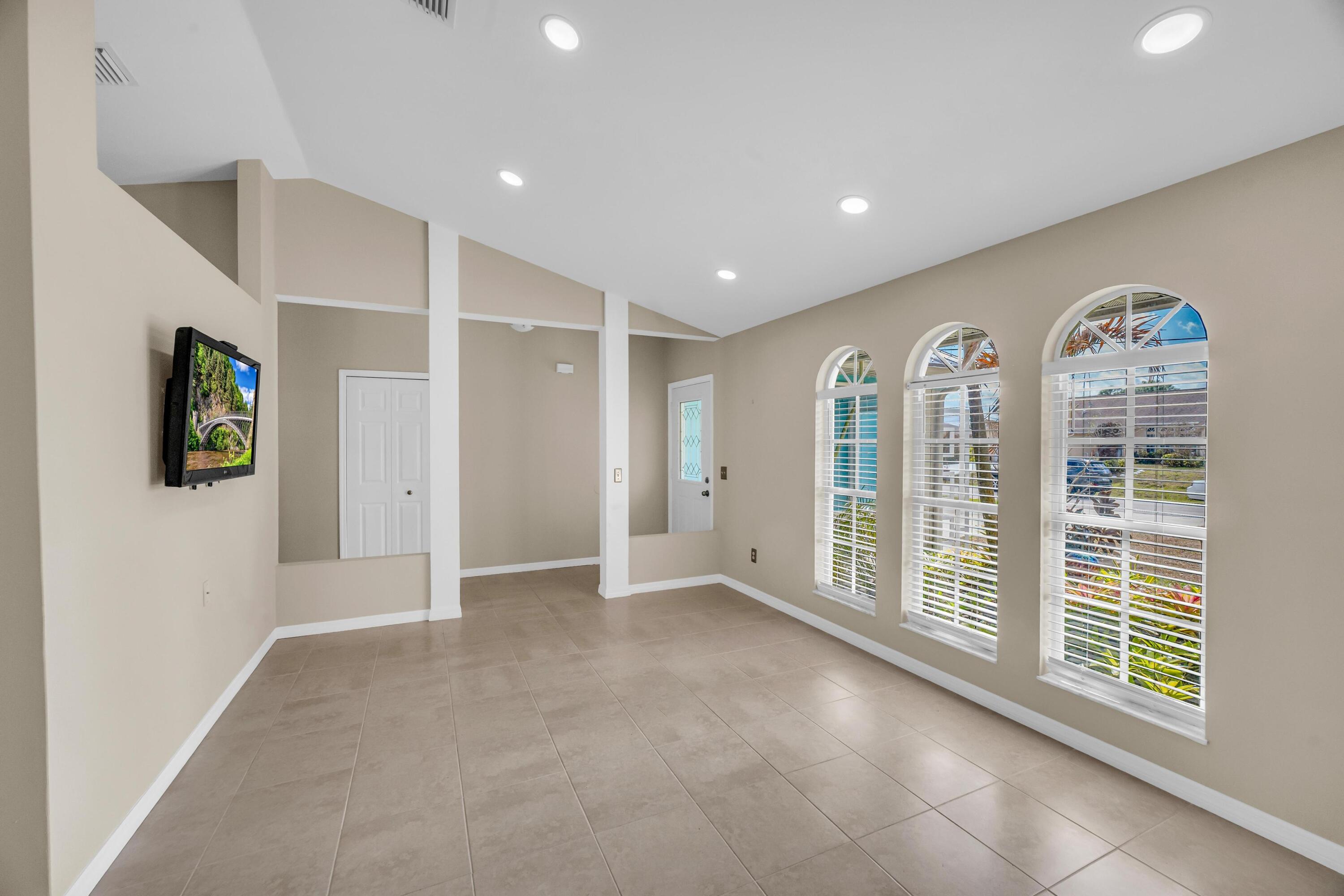 PORT ST LUCIE SECTION 35 - Residential