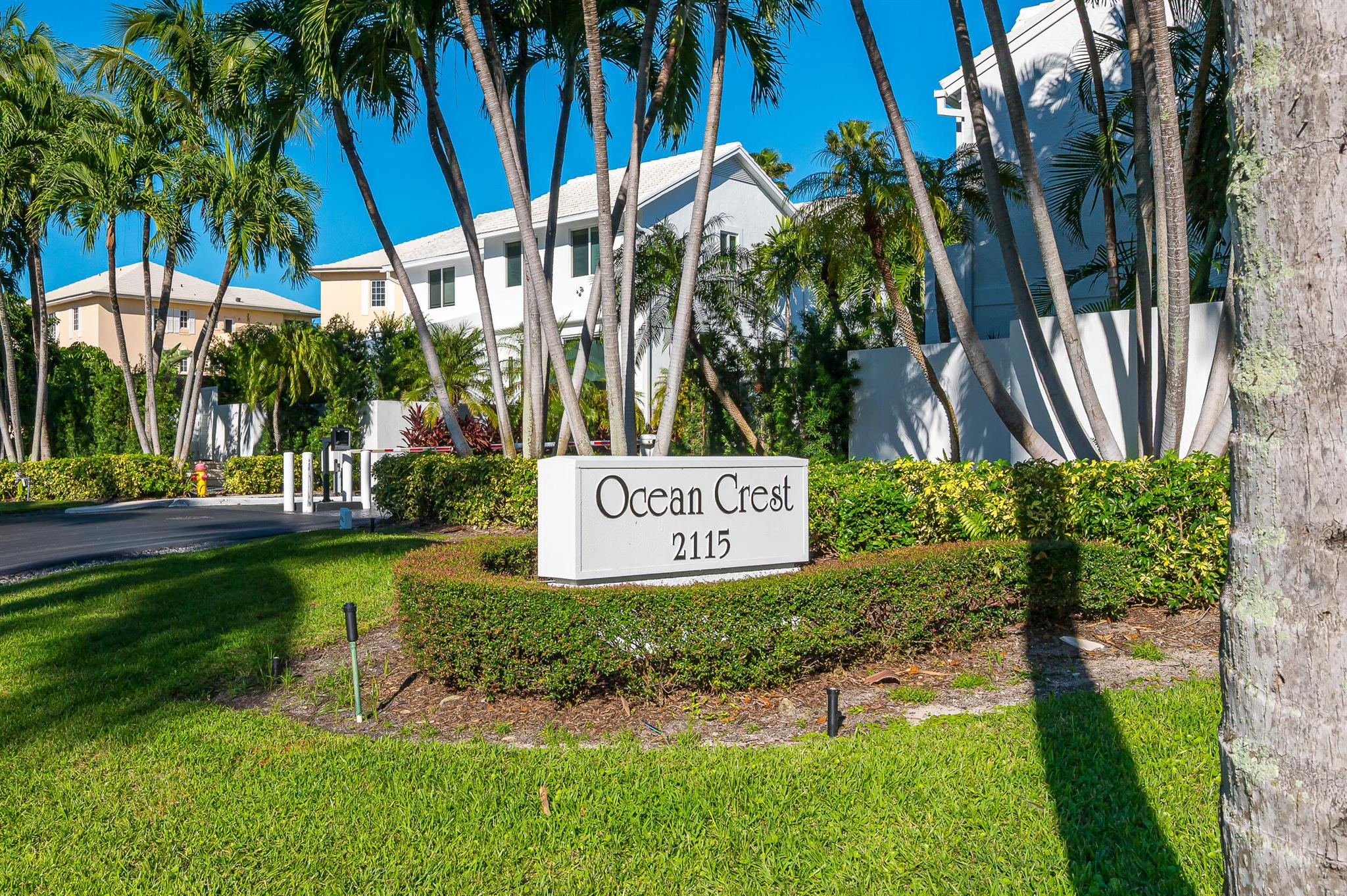 VILLAS OF OCEAN CREST - Residential