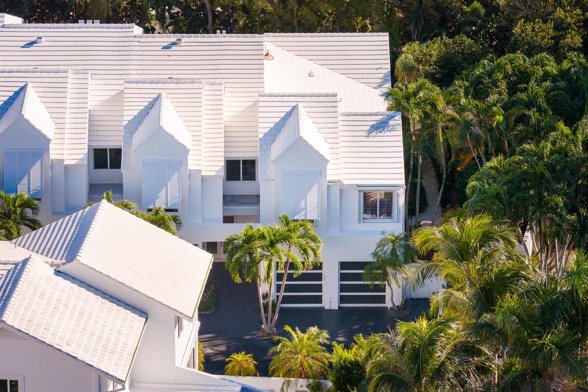 VILLAS OF OCEAN CREST - Residential