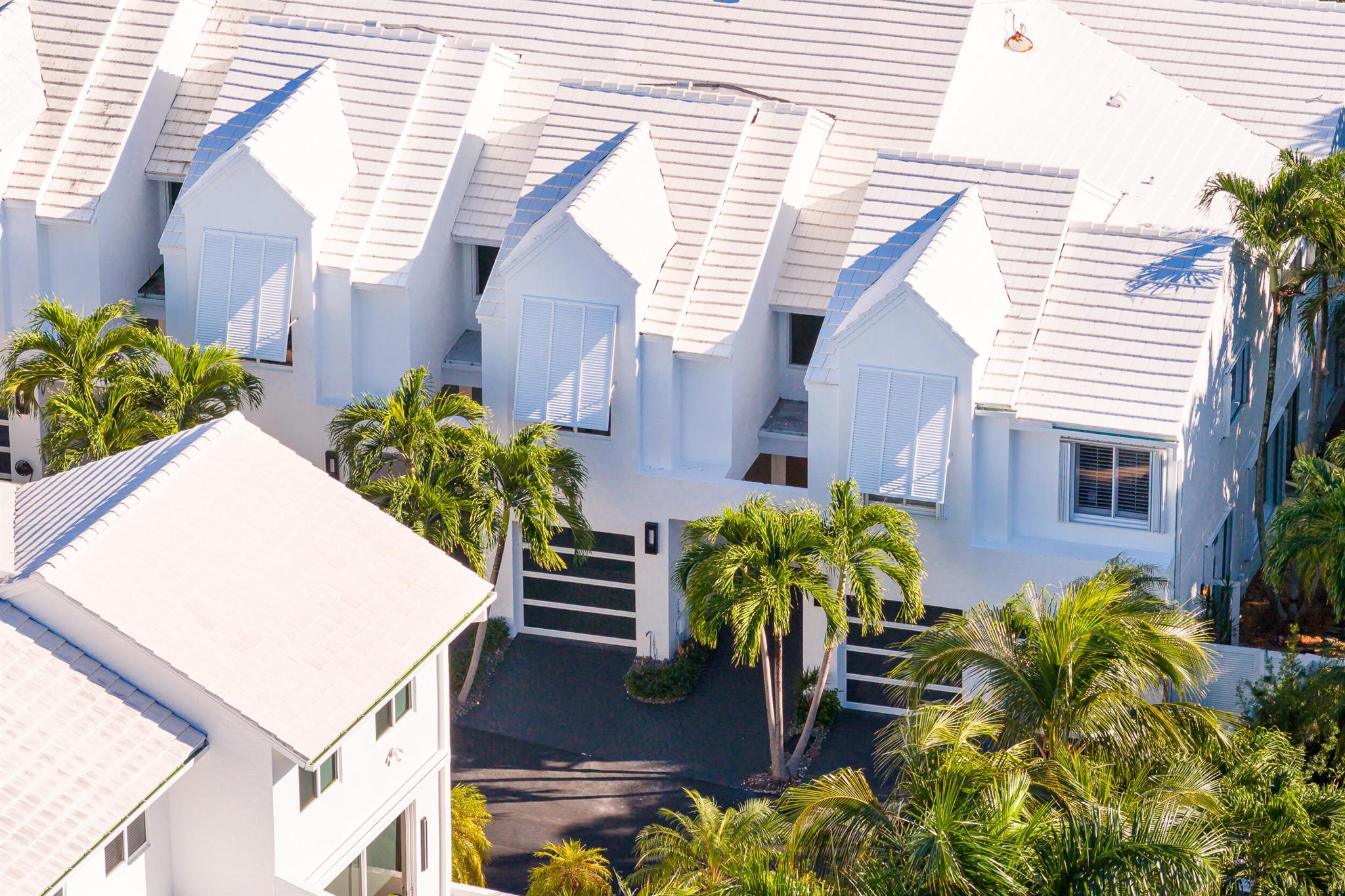 VILLAS OF OCEAN CREST - Residential