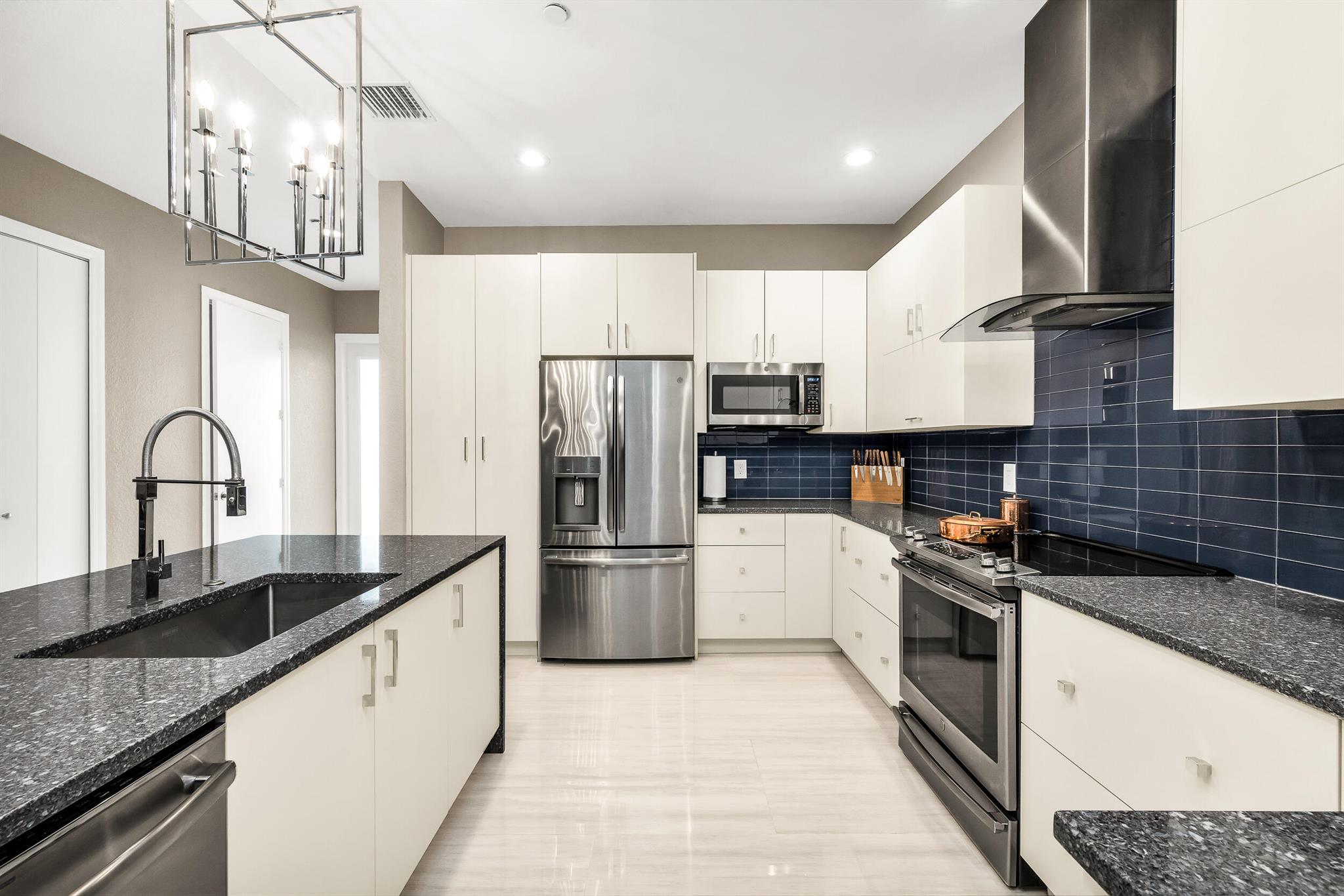 2115 S Ocean Boulevard 2