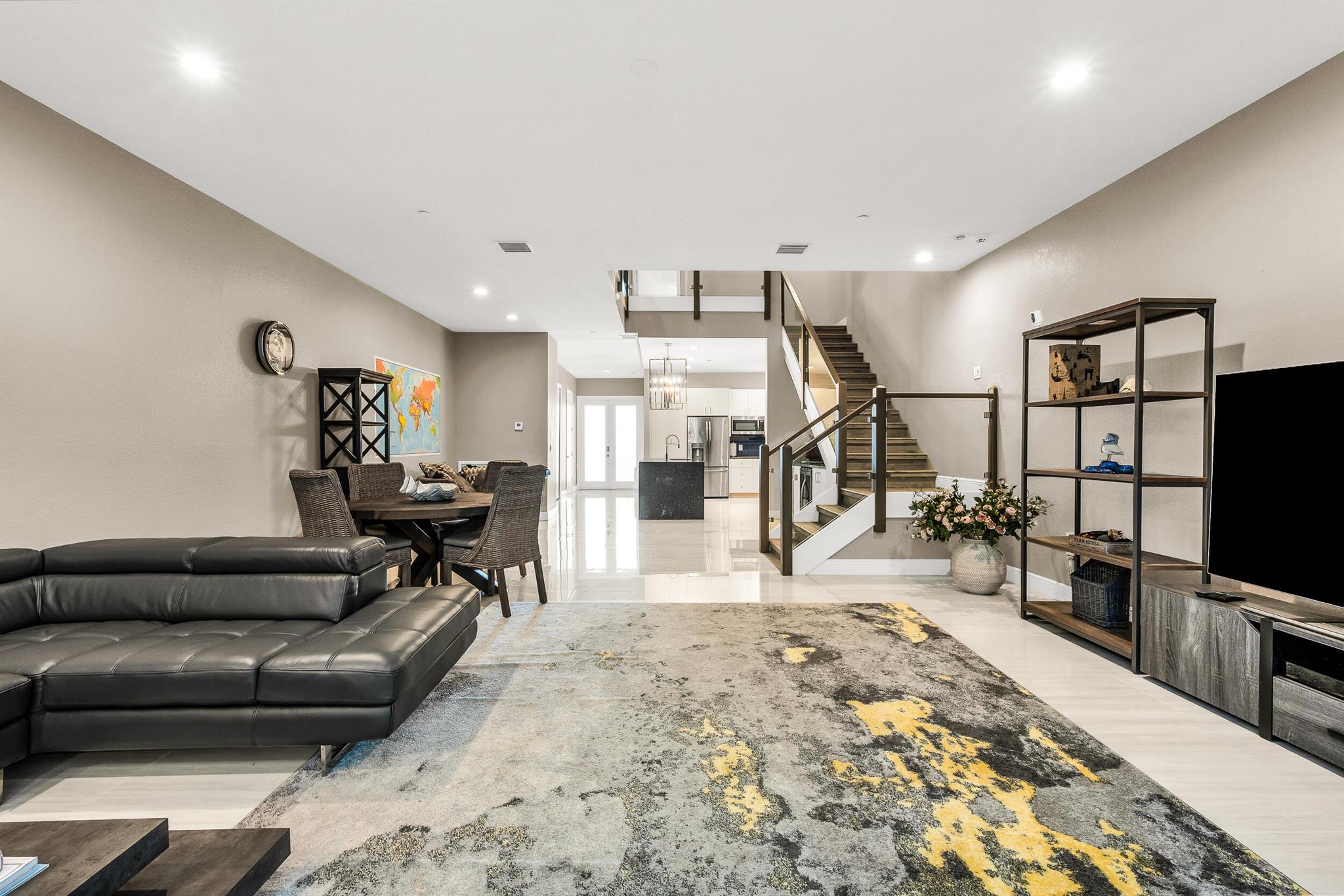 VILLAS OF OCEAN CREST - Residential