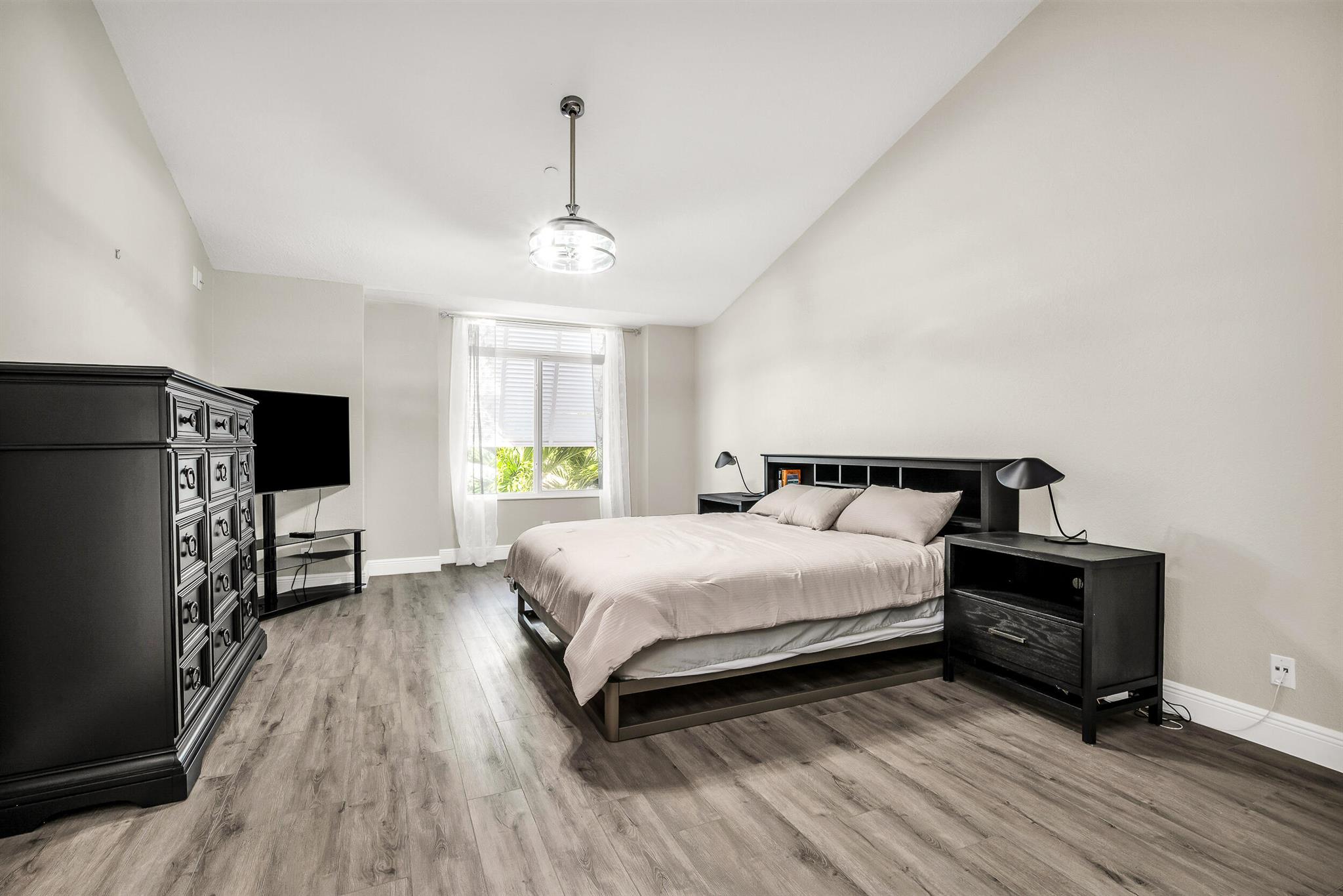 VILLAS OF OCEAN CREST - Residential