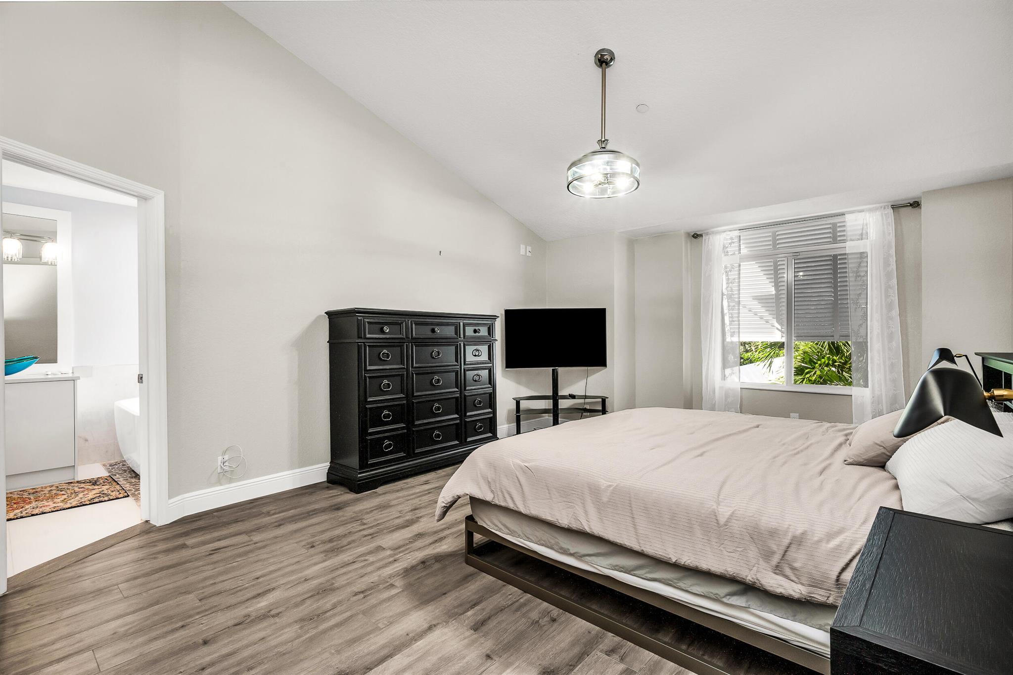 VILLAS OF OCEAN CREST - Residential