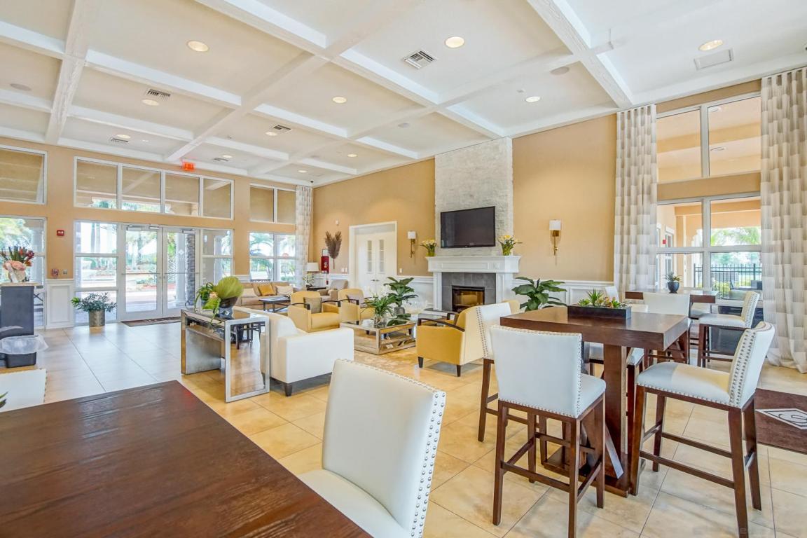 Rialto - Residential Lease