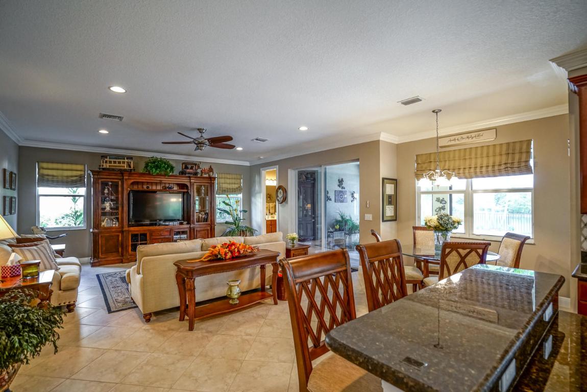 Rialto - Residential Lease