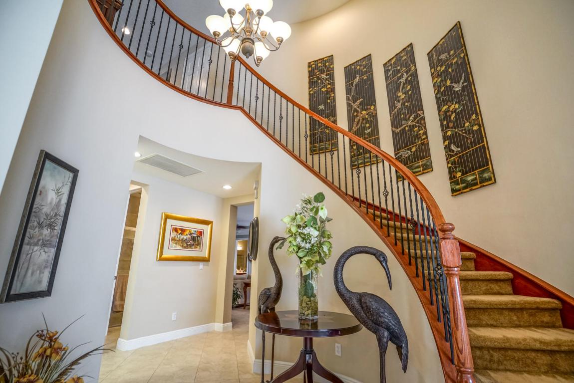 Rialto - Residential Lease