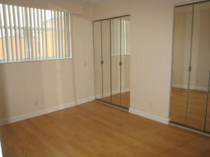 BREAKWATERS OF THE PALM B - Residential Lease