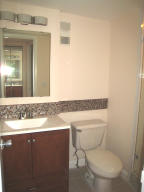 BREAKWATERS OF THE PALM B - Residential Lease