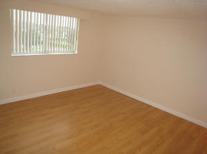 BREAKWATERS OF THE PALM B - Residential Lease