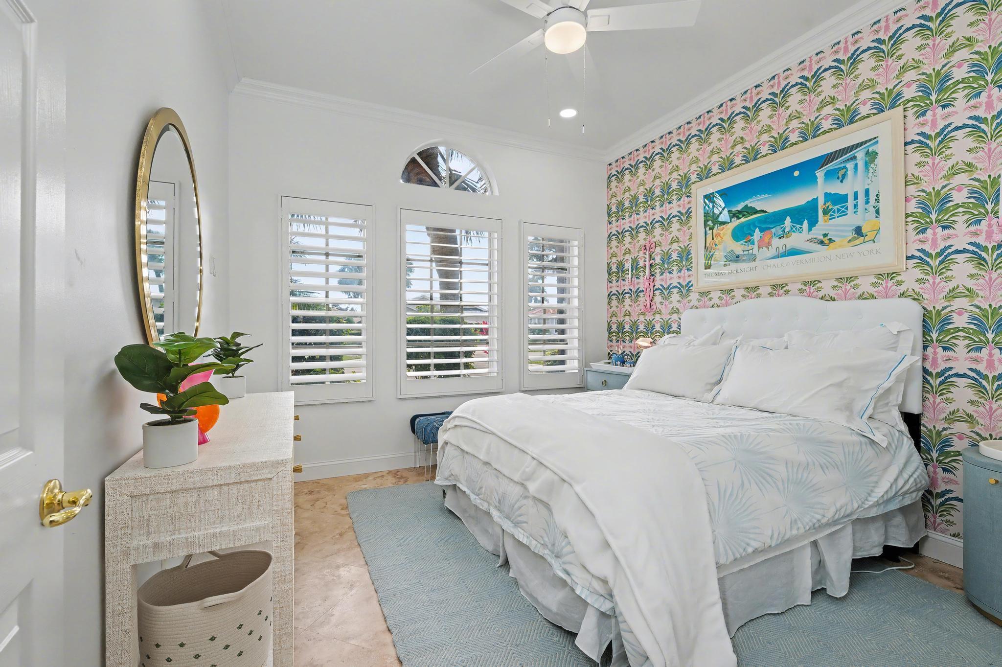 VALENCIA FALLS - Residential