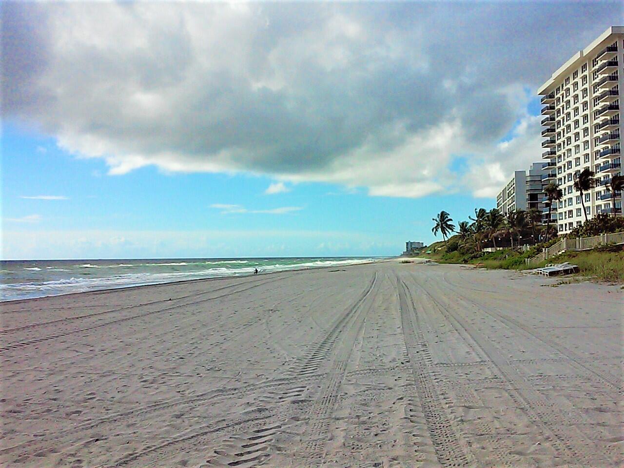 BOCA TOWERS CONDO - Residential Lease