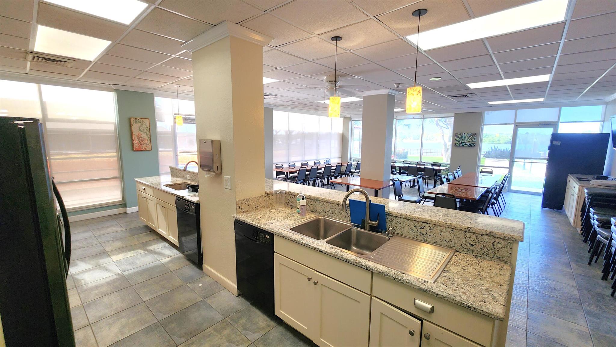 BOCA TOWERS CONDO - Residential Lease