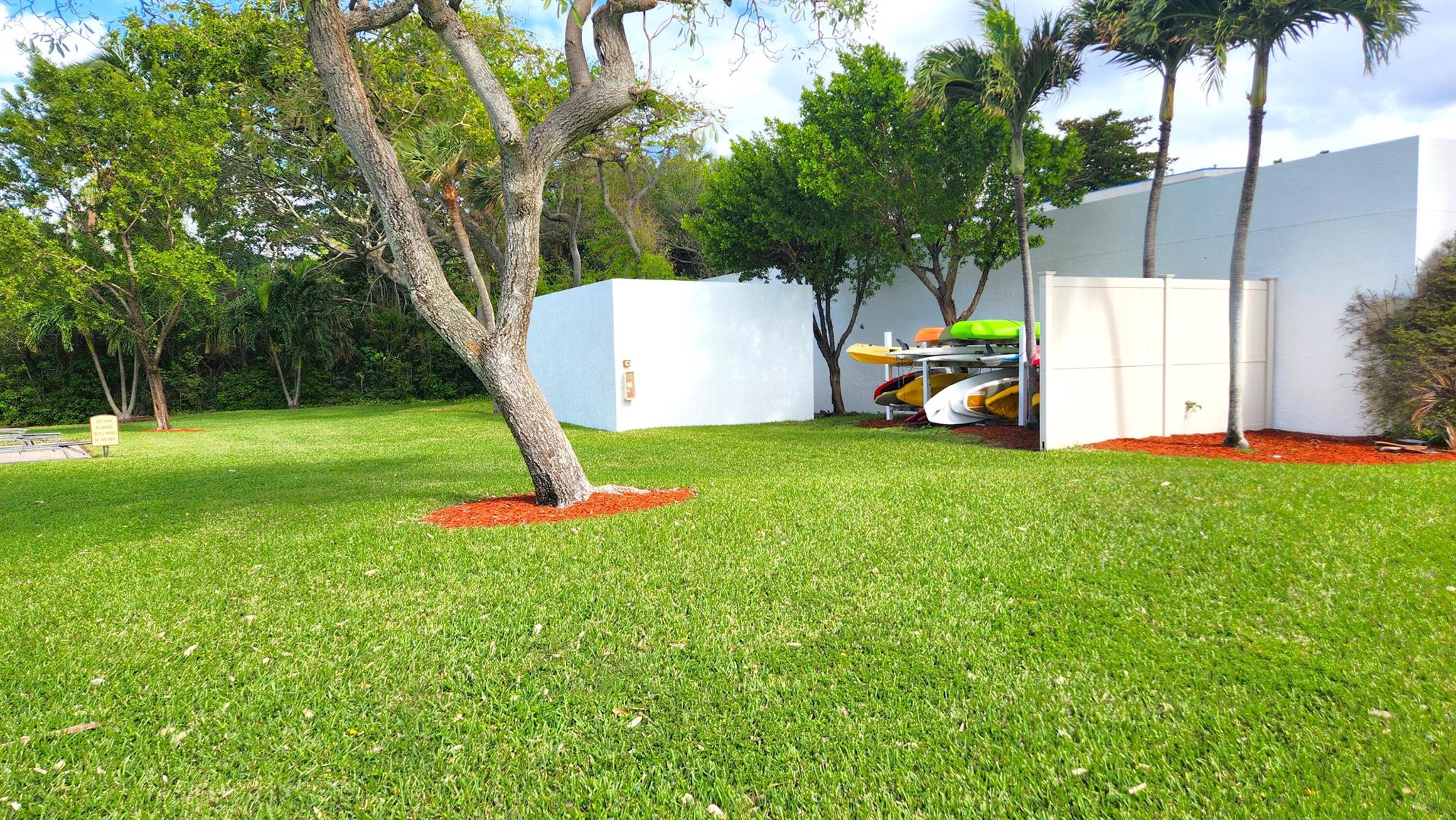 BOCA TOWERS CONDO - Residential Lease
