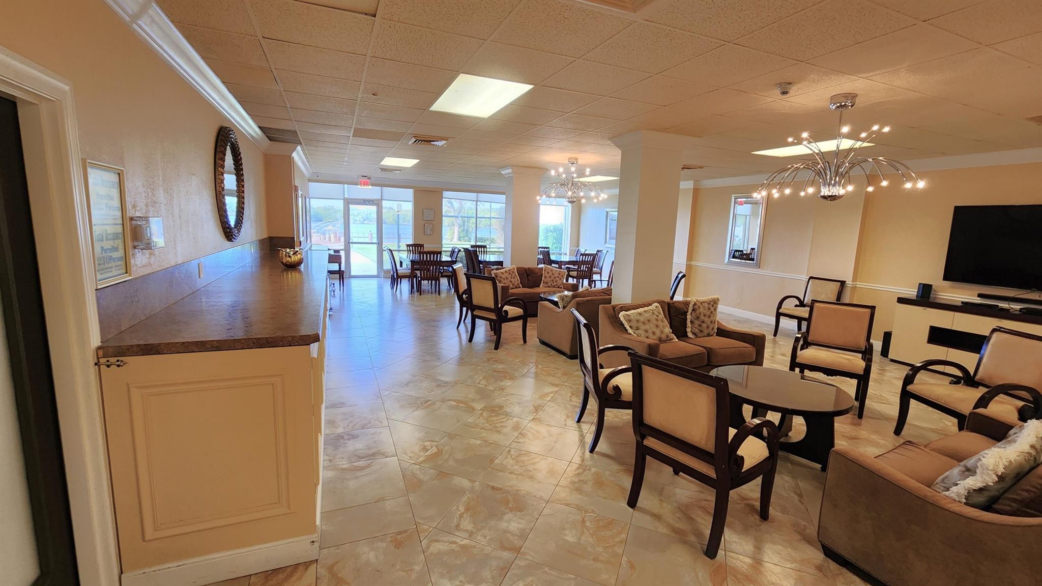 BOCA TOWERS CONDO - Residential Lease