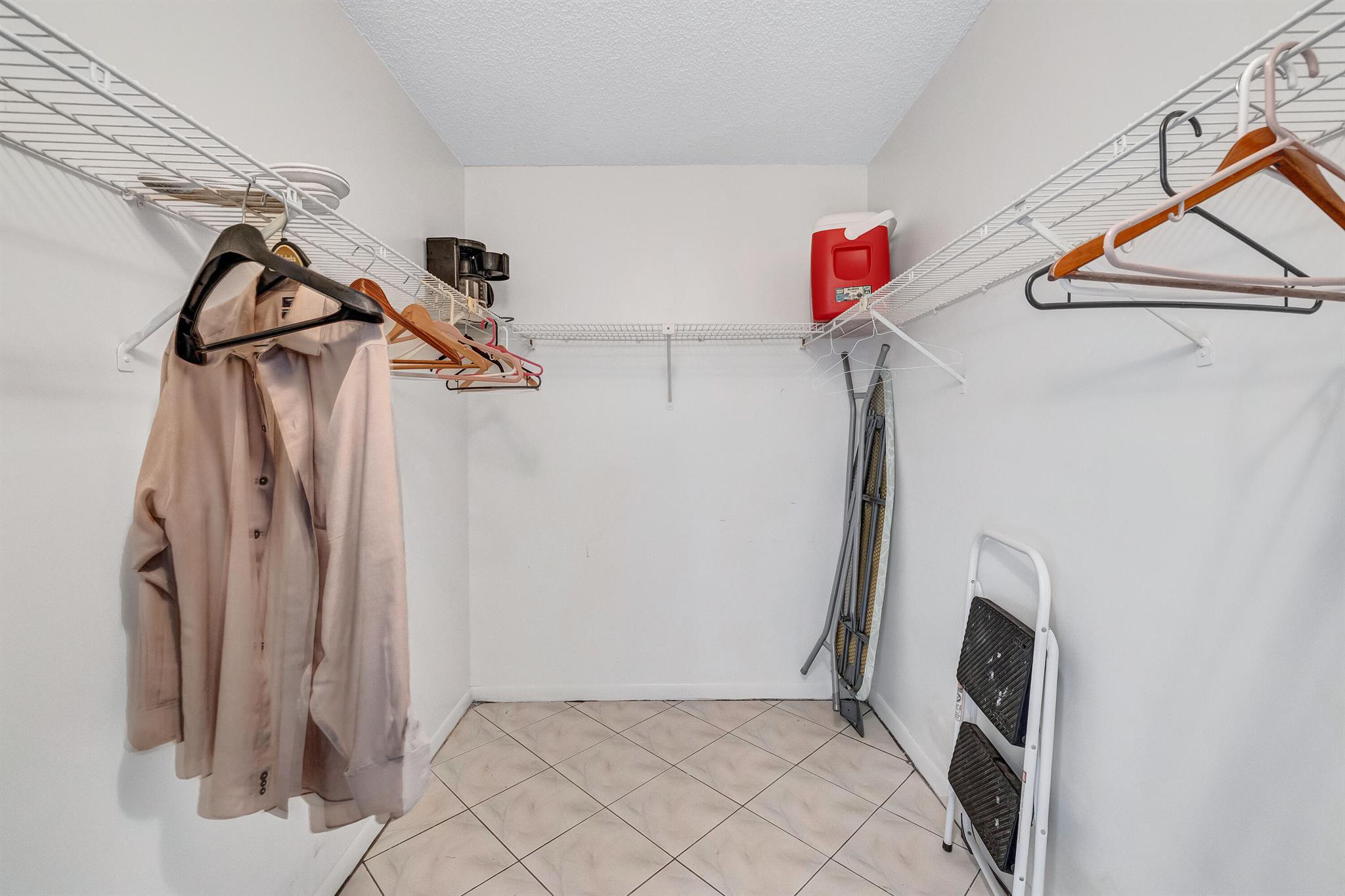 BERMUDA VILLAGE B CONDO - Residential